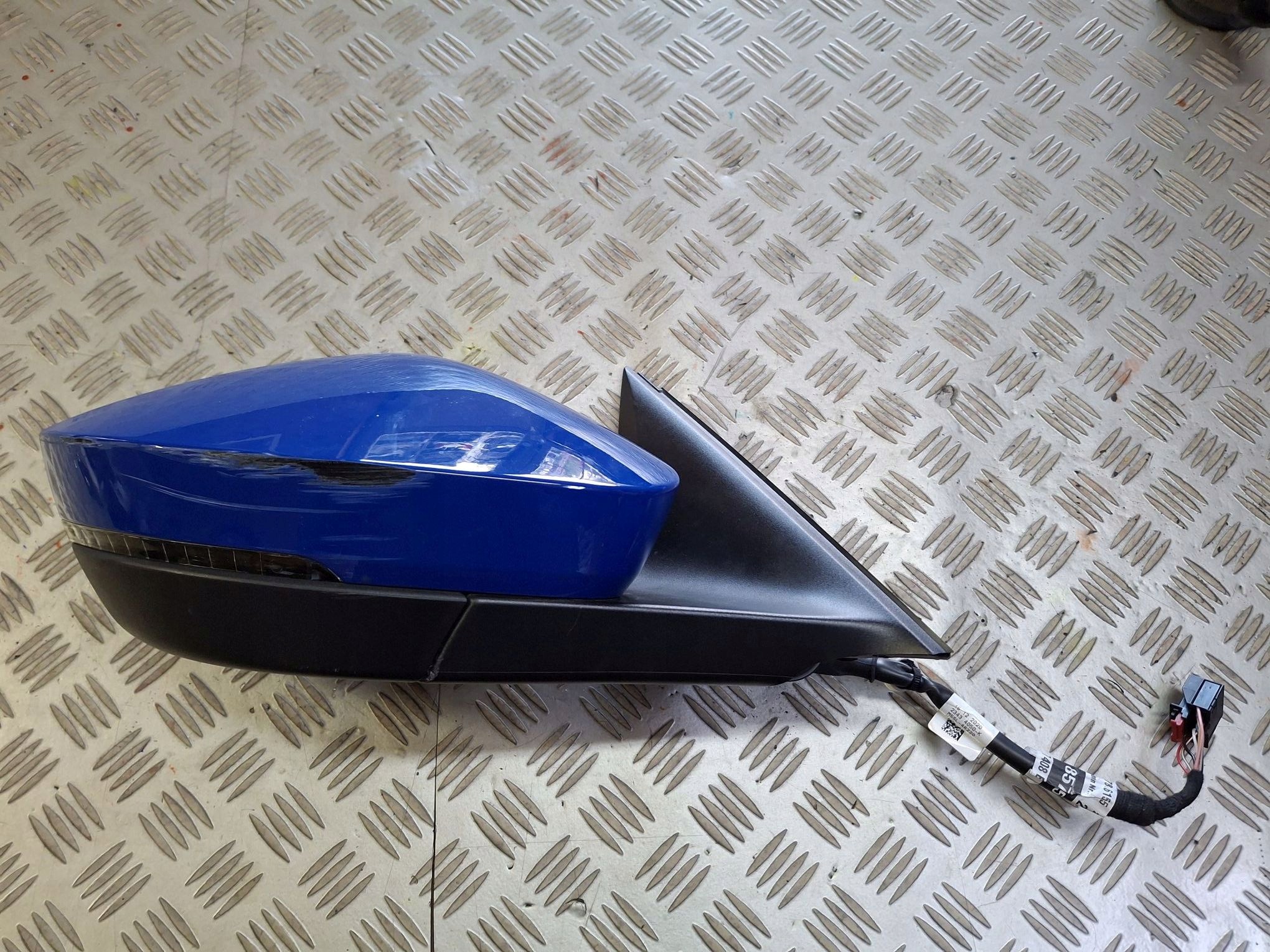 mirror right cover SKODA OCTAVIA IV 2019R-> 8 vertical