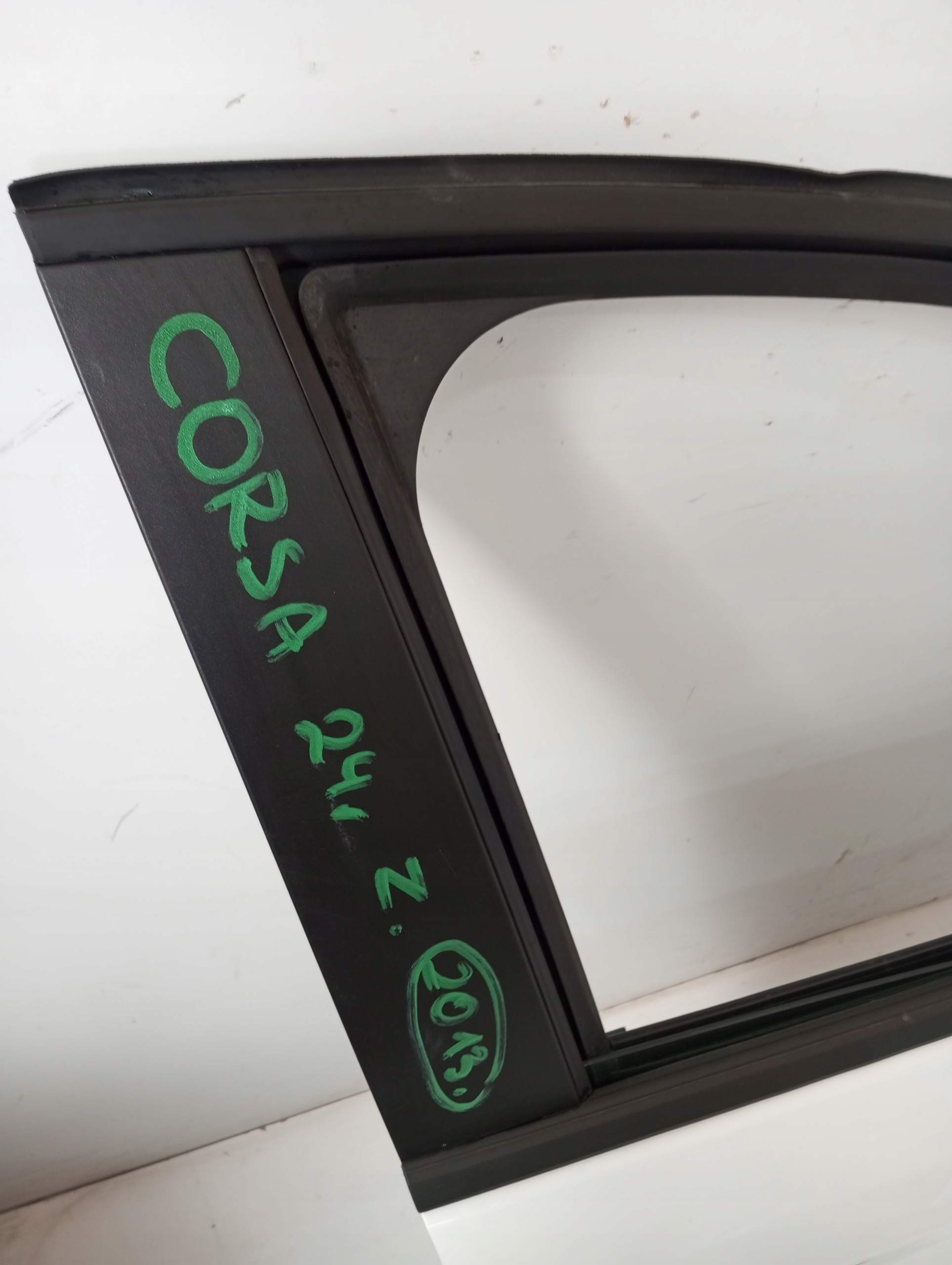 door right front OPEL CORSA F 24R