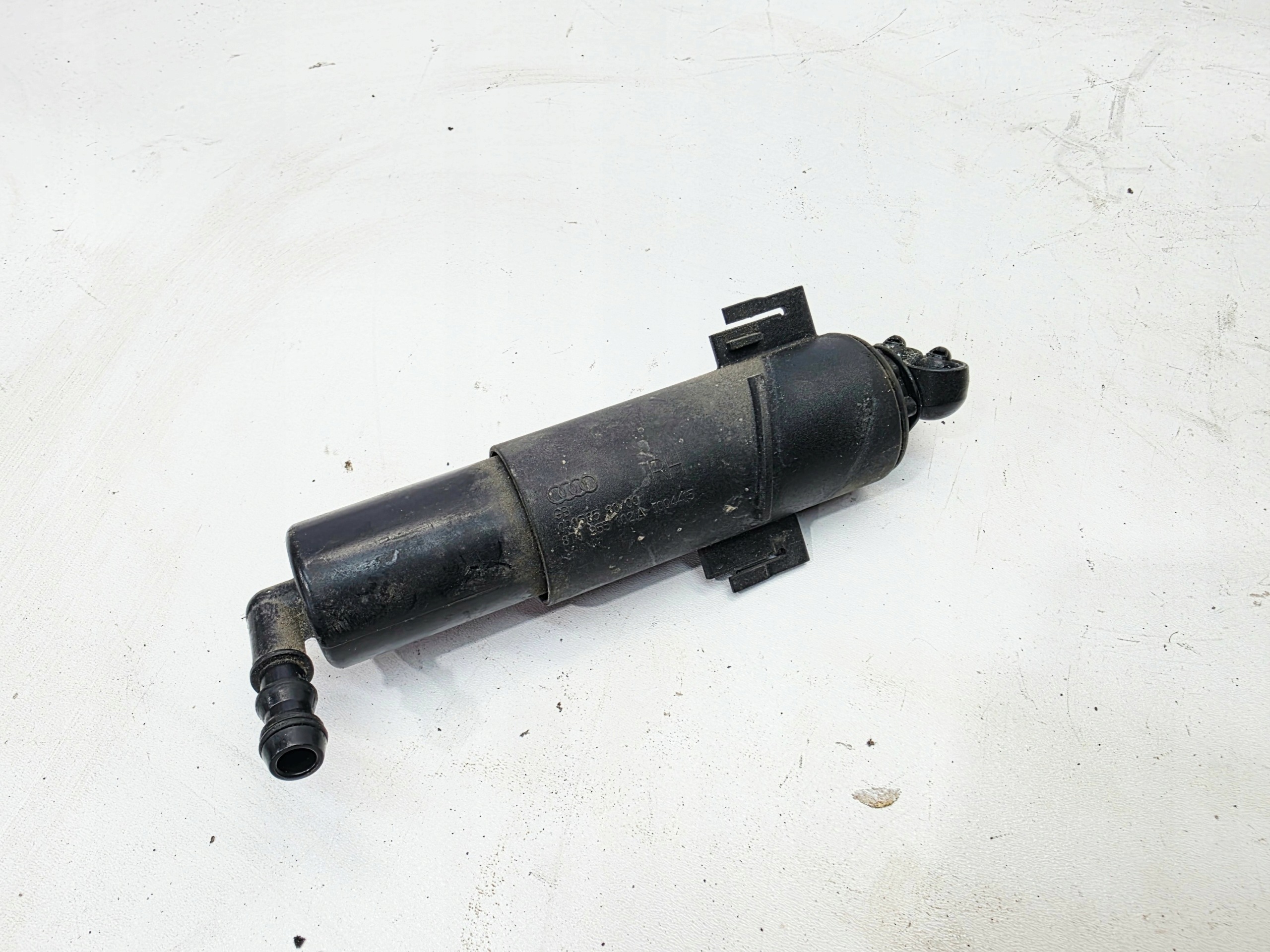 washer REFLEKTORA right AUDI A5 8T 8T0955102A