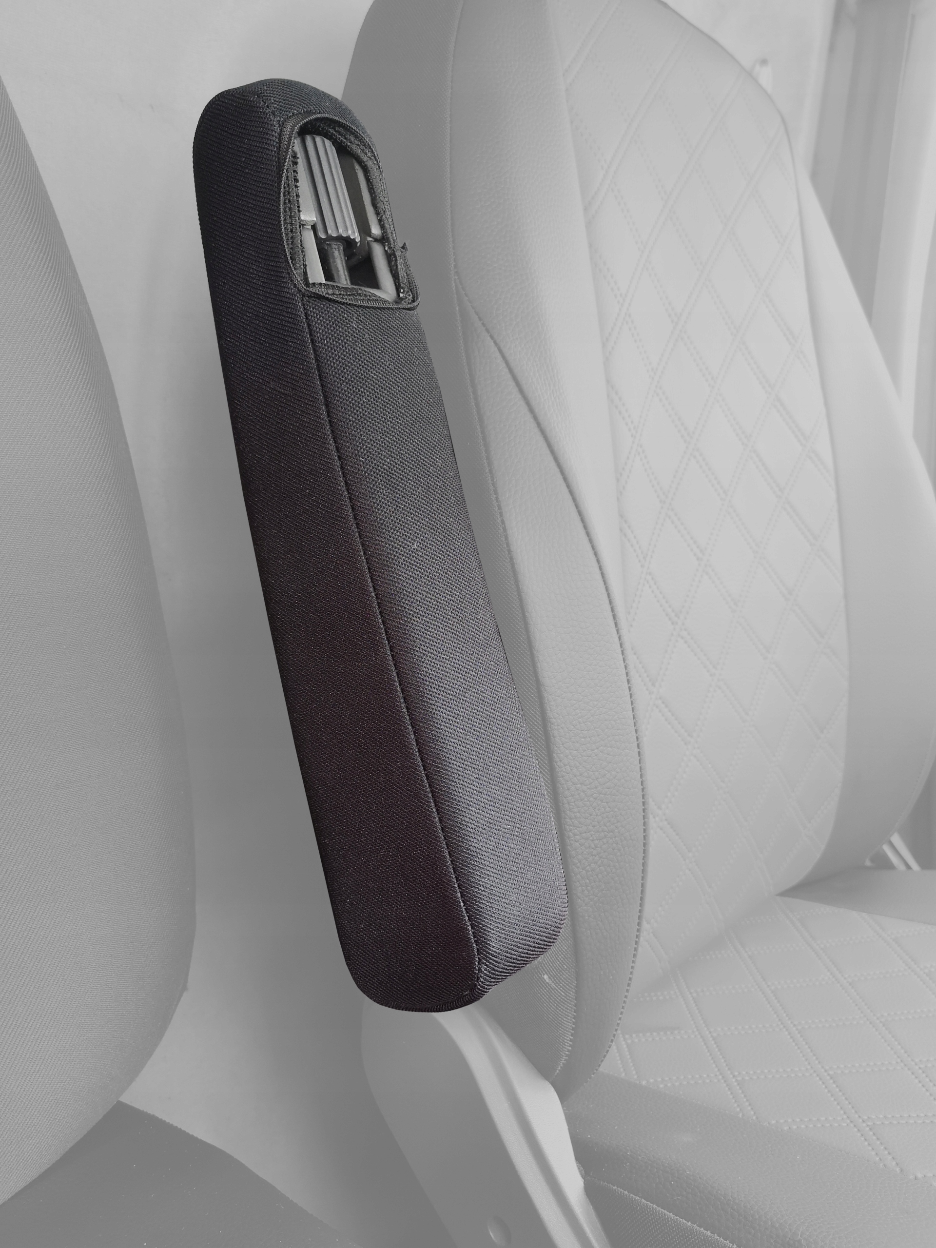 POKROWIEC NA PODŁOKIETNIK DUCATO PEUGEOT BOXER CITROEN JUMPER MOVANO LEWY Producent Car-Design