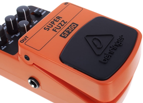 Efekt gitarowy Behringer SF300 Super Fuzz Przester Lata 60 70 Model 115985