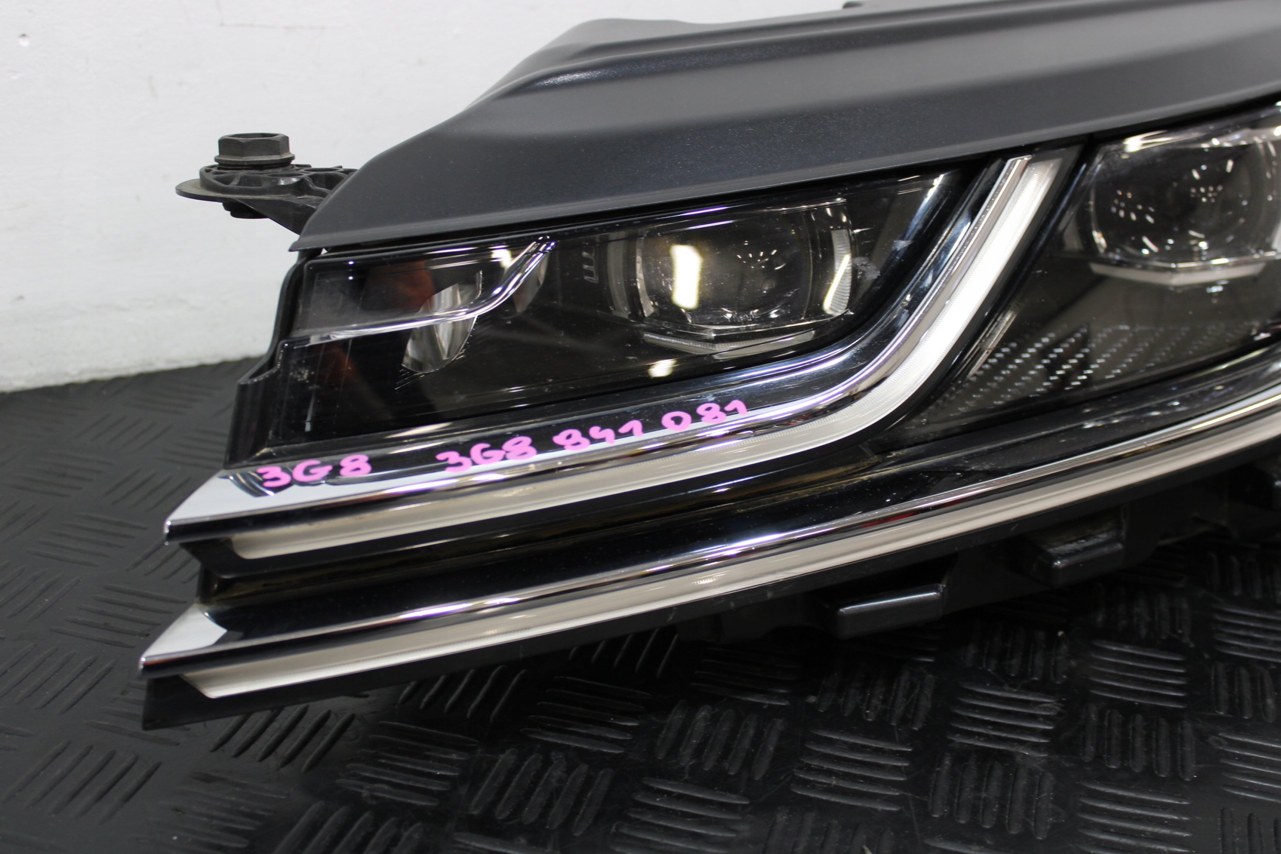 lights front front LED 3G8941082 3G8941081 VW ARTEON 3G8