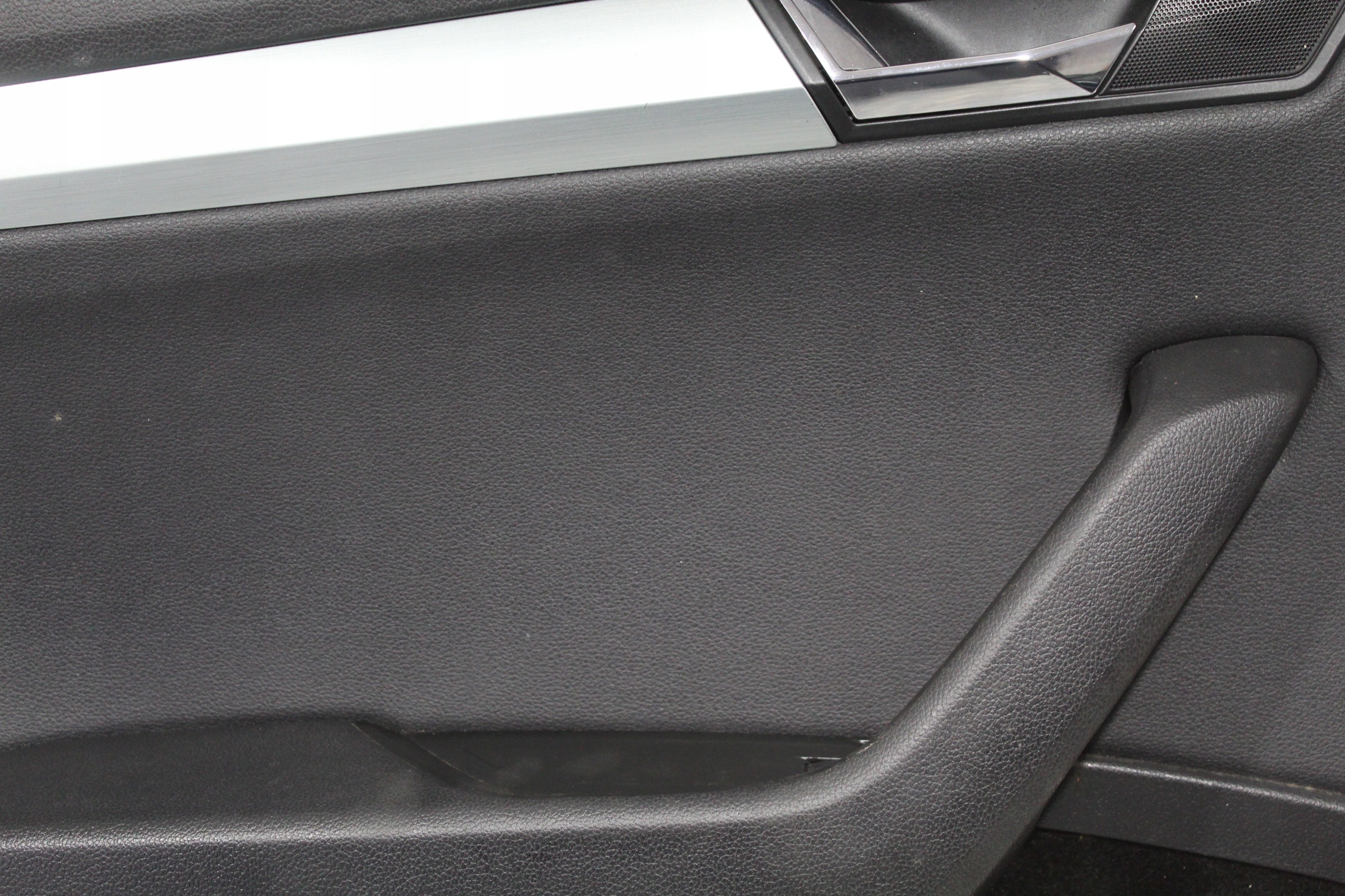 side door left rear part SUPERB III 3 3V0