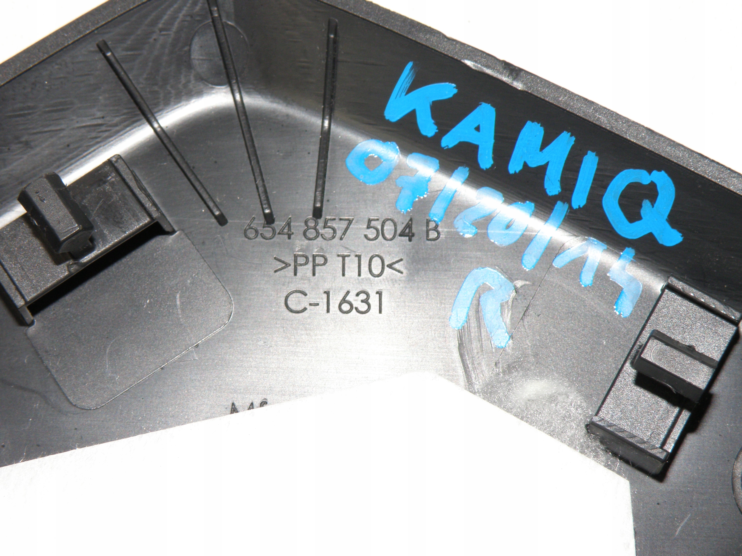 карта дверная защита SKODA oe 654857504B