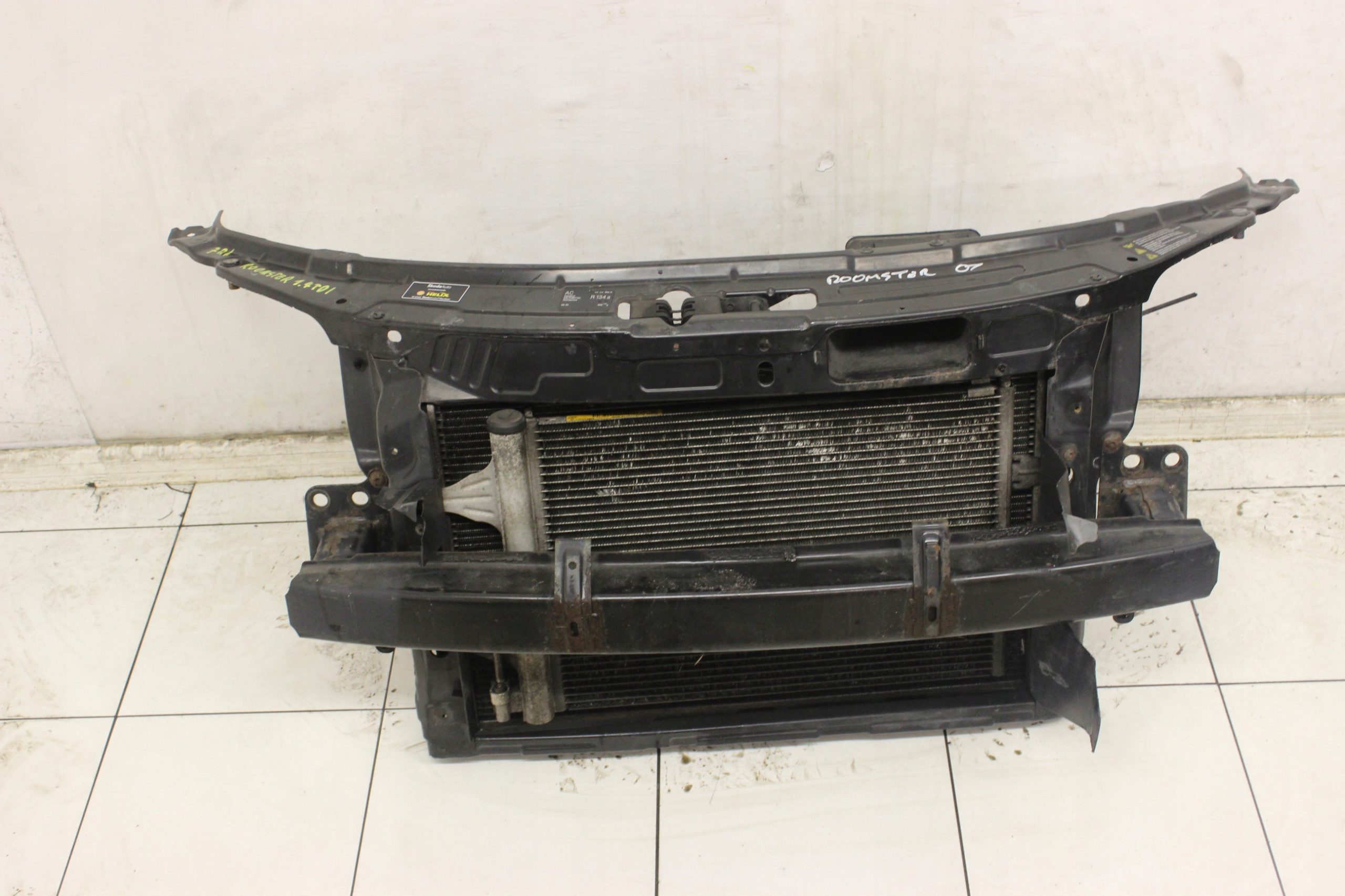 PAS PRZEDNI CHŁODNICE SKODA ROOMSTER 2006- 1.4 TDI