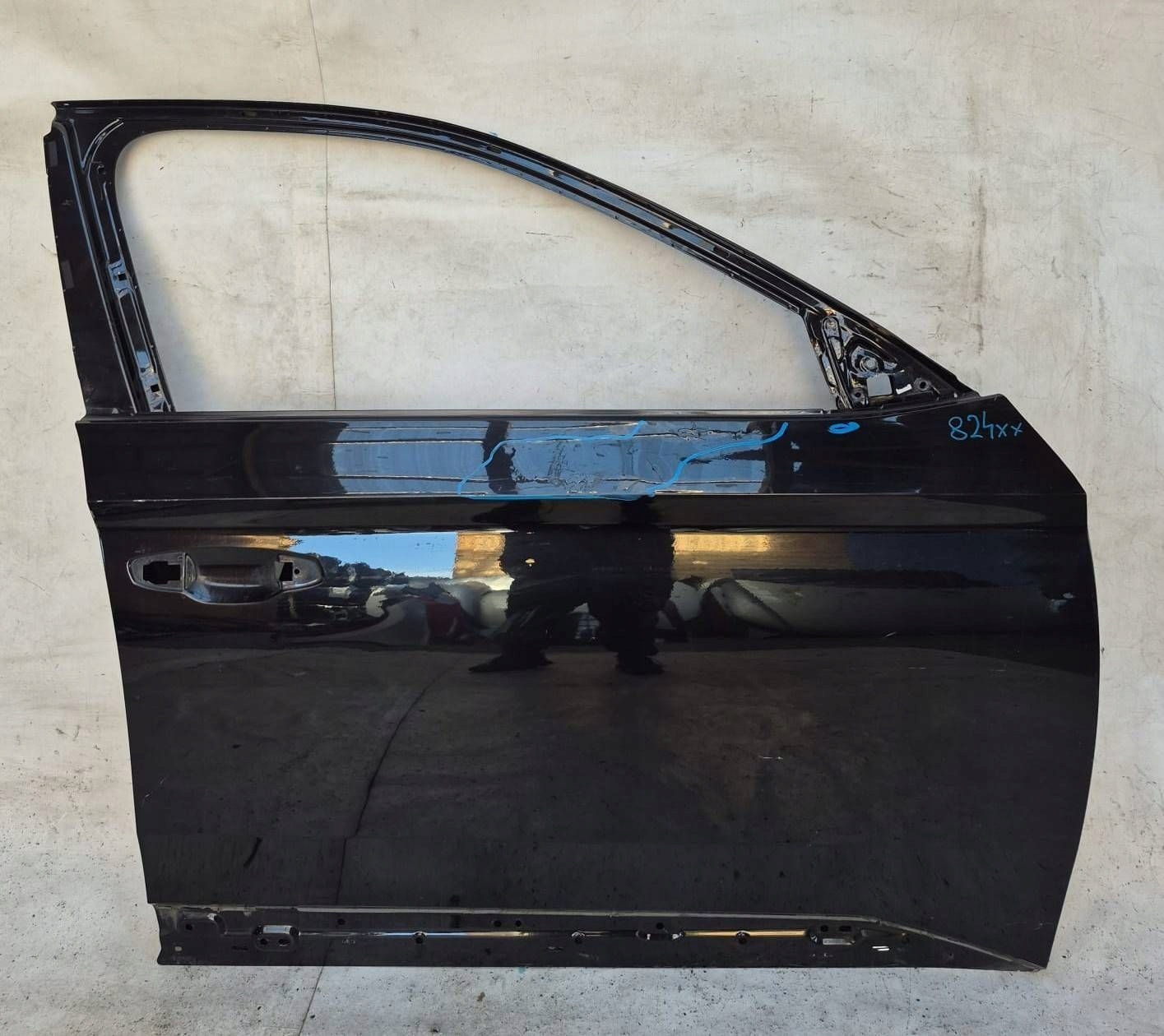 SKODA SUPERB III 3 3V0 15- door front front right 3V0831312