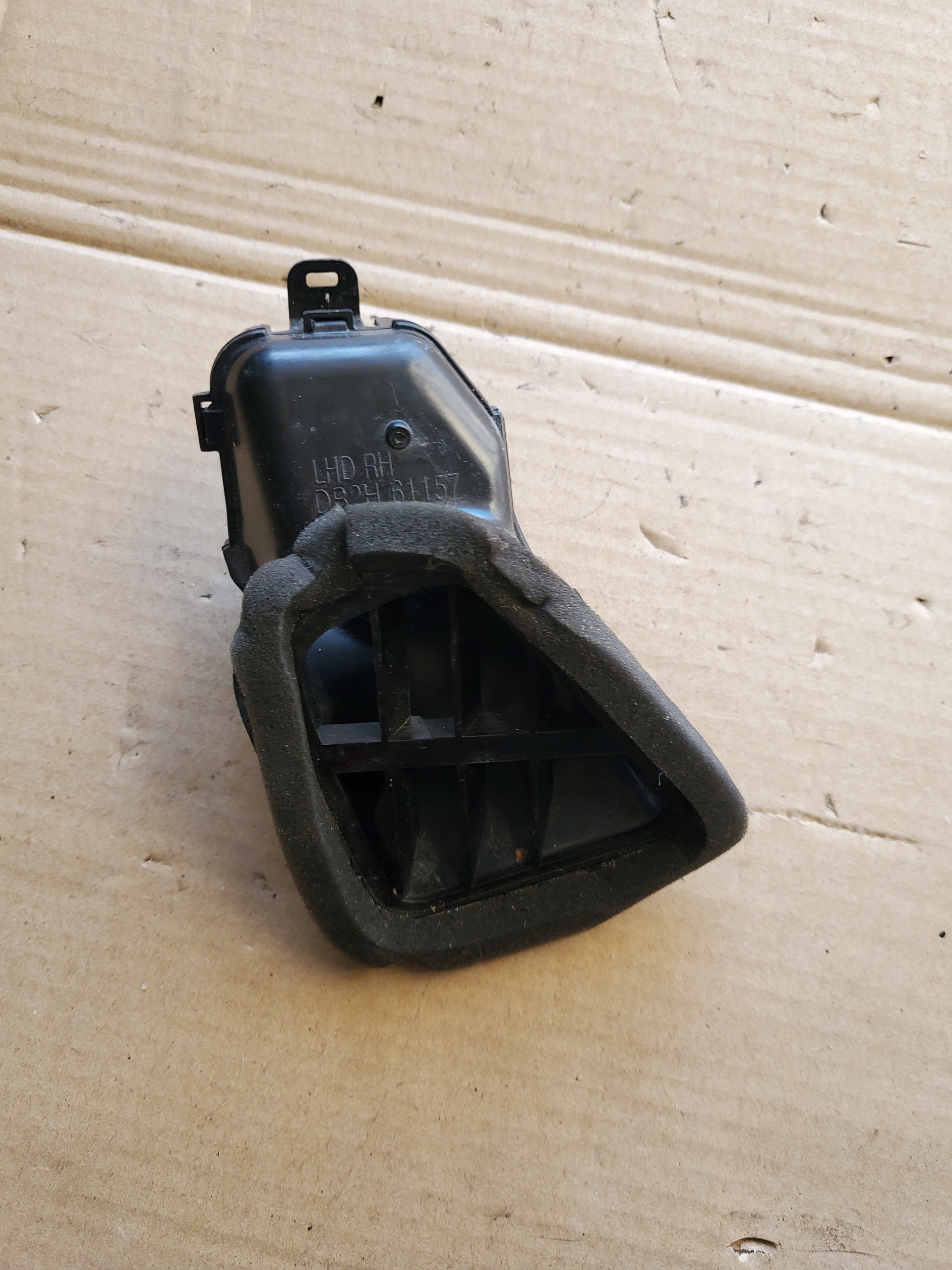 drain air wiring intake right MAZDA CX-3 DB2H61157 OE
