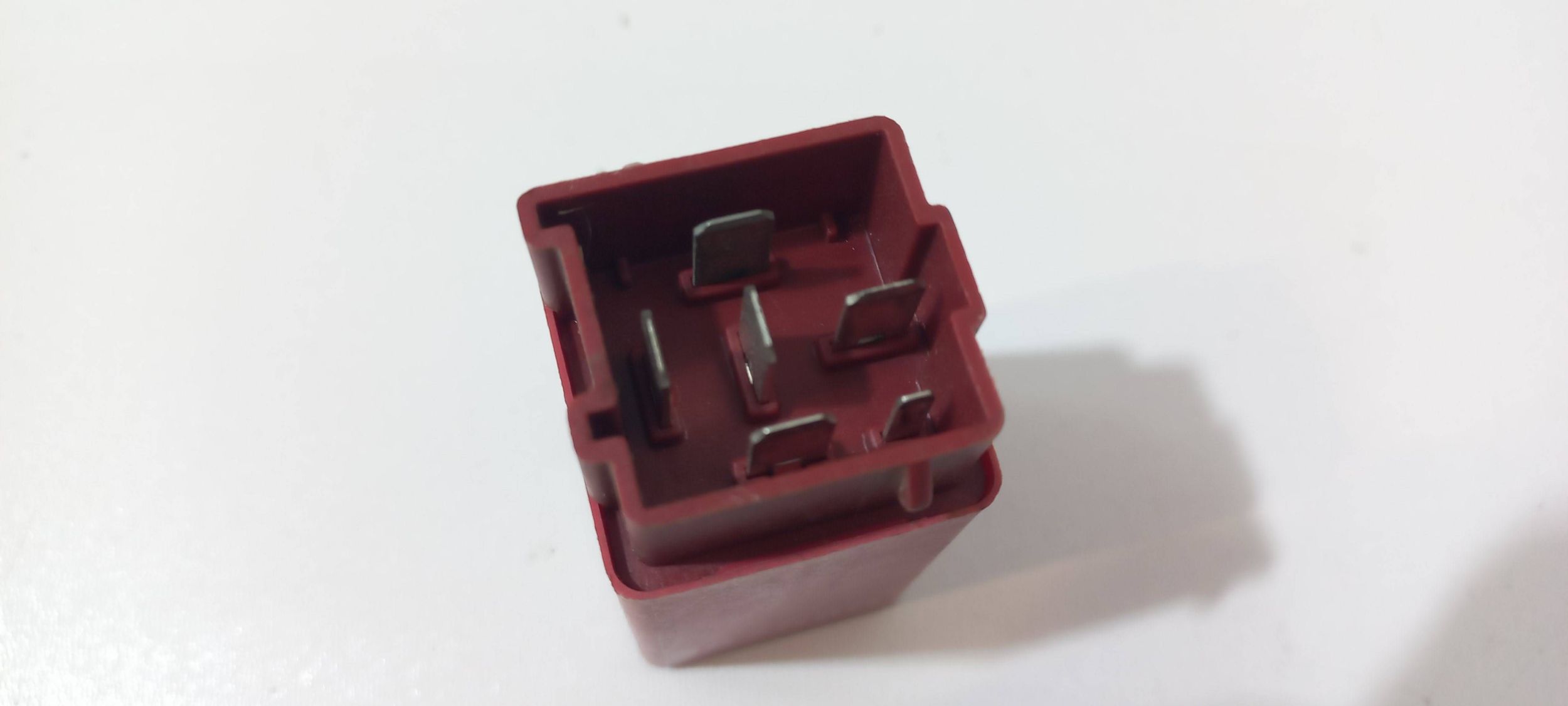 Volvo S70 V70 XC70 XC90 relay 9472575 (P269)