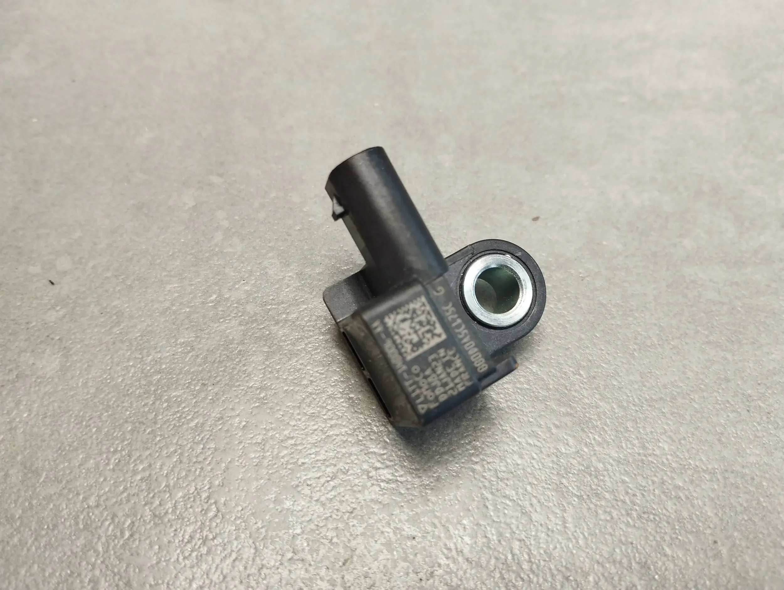 Volkswagen Amarok II Crashsensor Drucksensor L1TT148006A