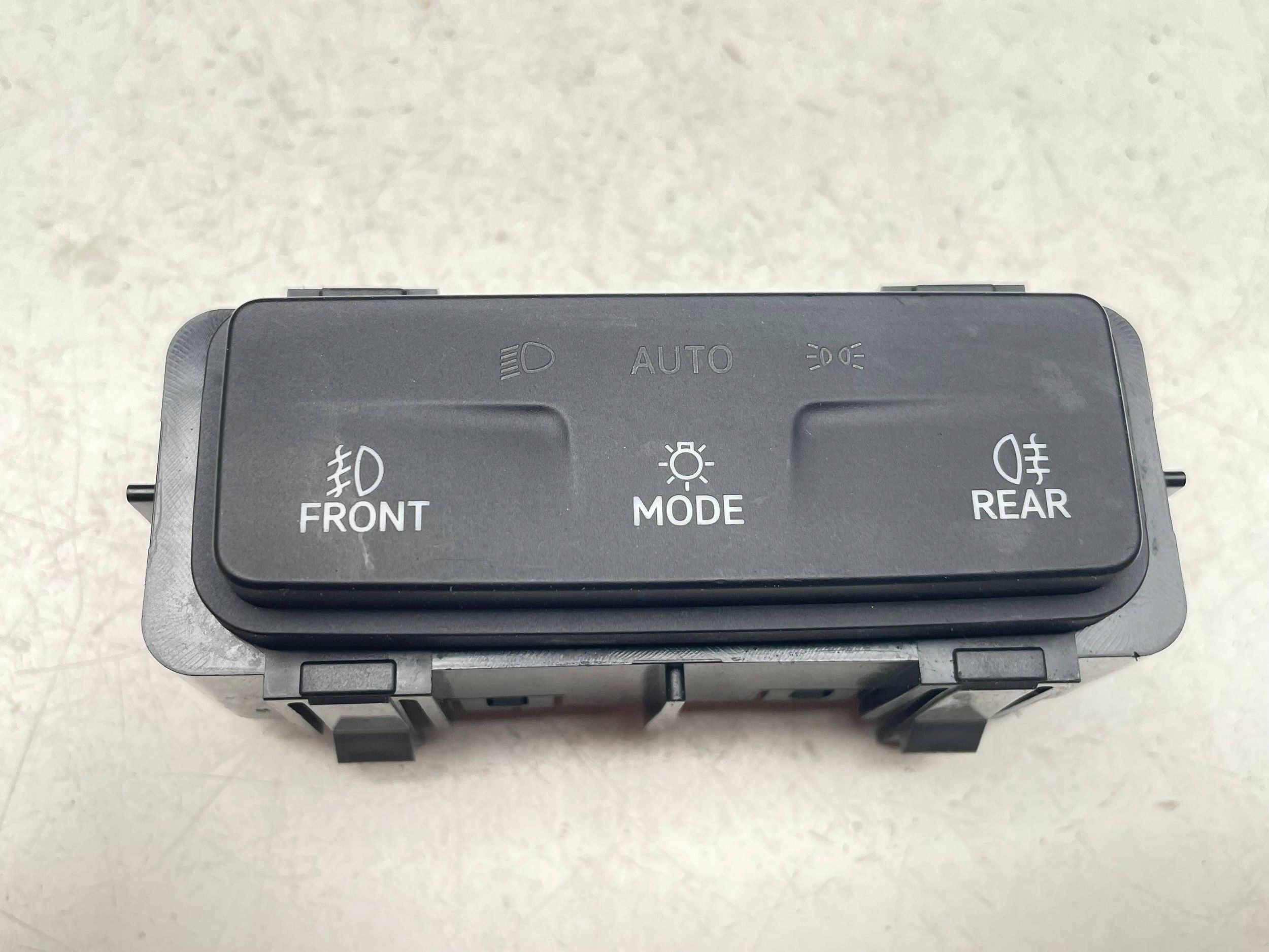 module switch button of the lights 571941633B VW CRAFTER 2 II MAN TGE !J