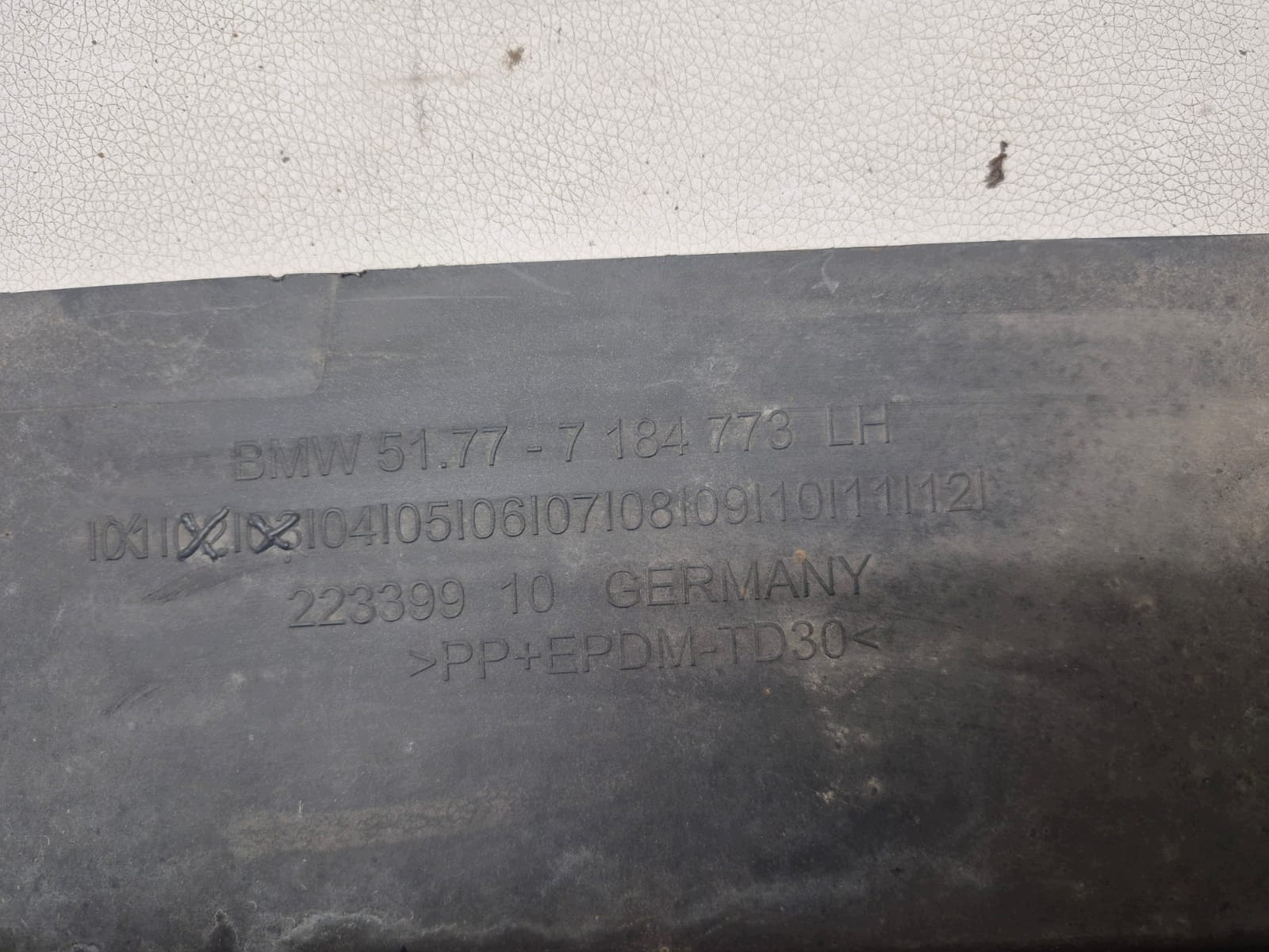 BMW 5 F10 F11 10-17 threshold left moulding threshold left