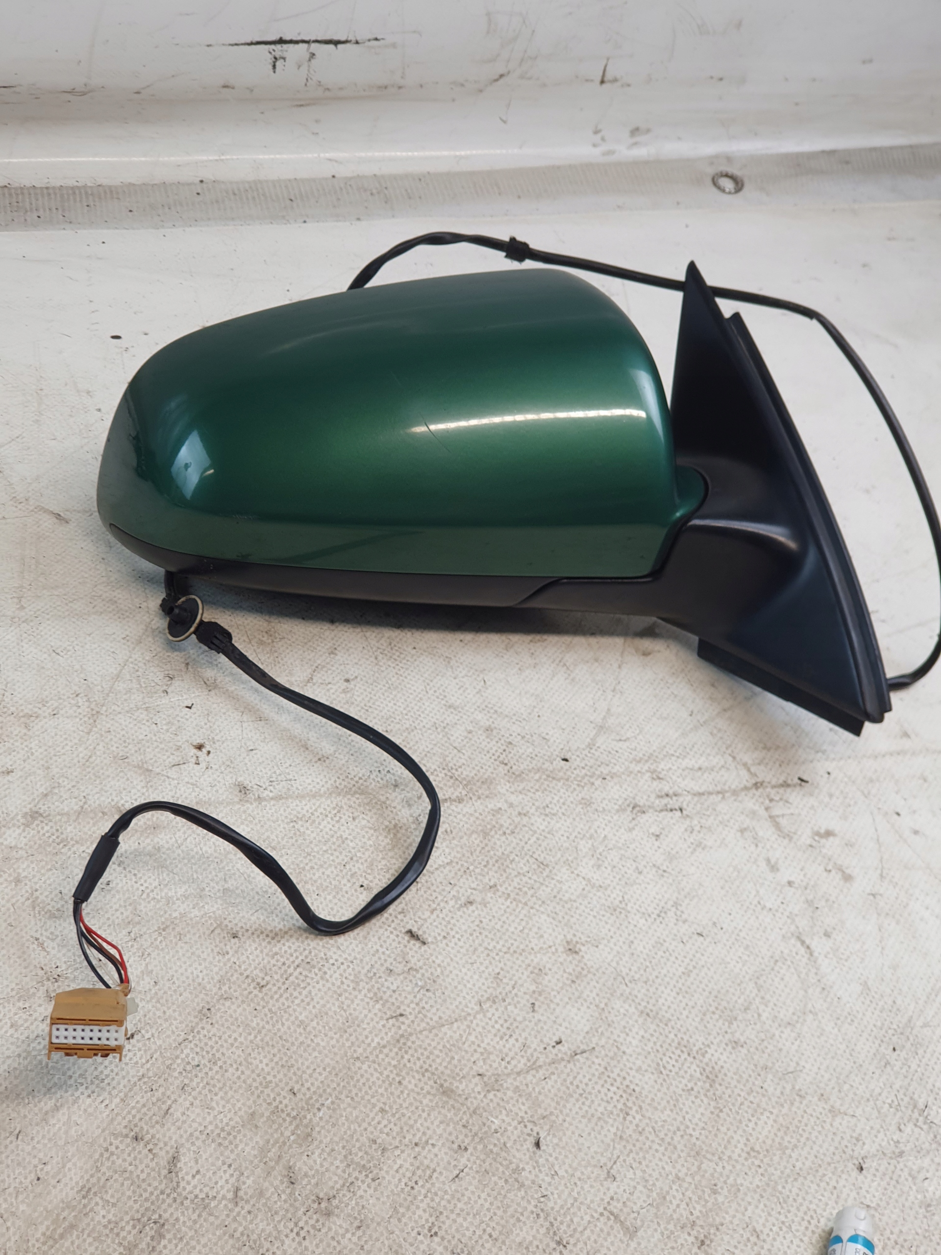 mirror right AUDI A4 B6 02r. K: LZ6R 5PIN