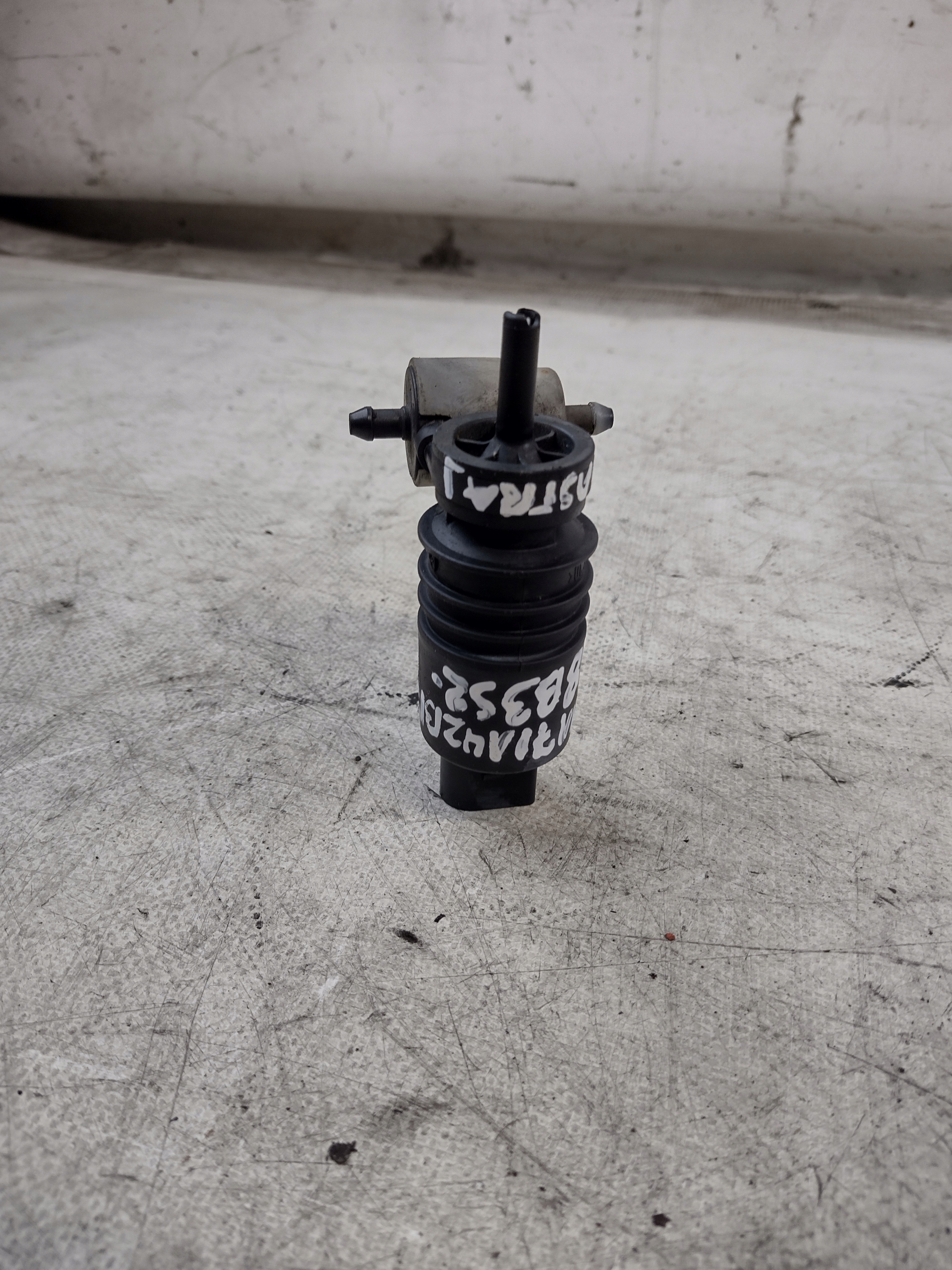 pump mini motor washers Opel Astra J IV 13250357