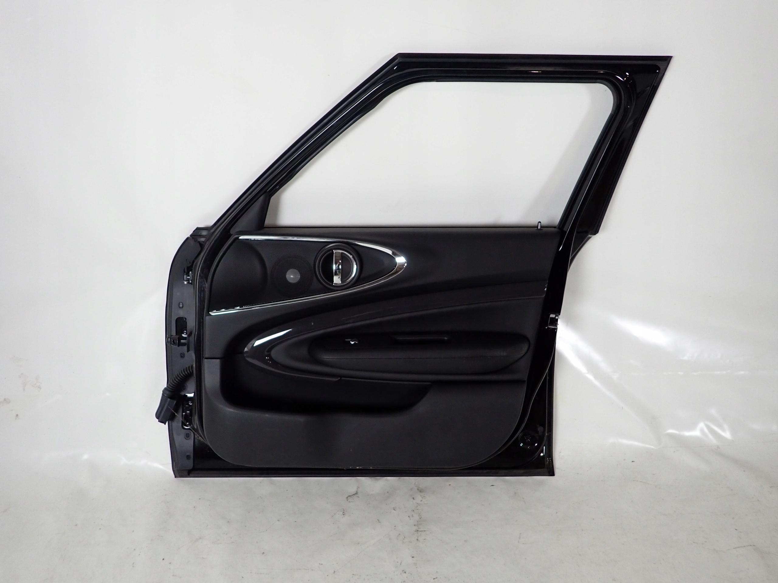 MINI COOPER F54 CLUBMAN 15- door right front