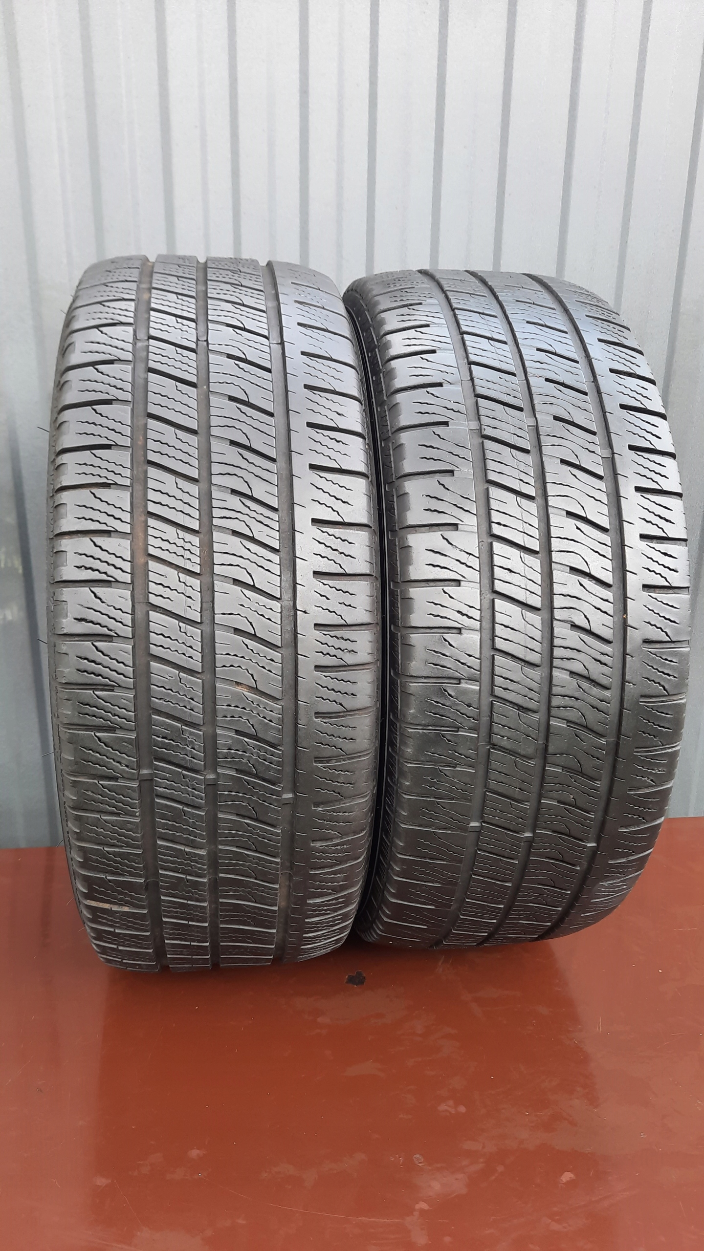 2x 225 / 55R17C 104h Goodyear Cargo Vector 2 2021r.