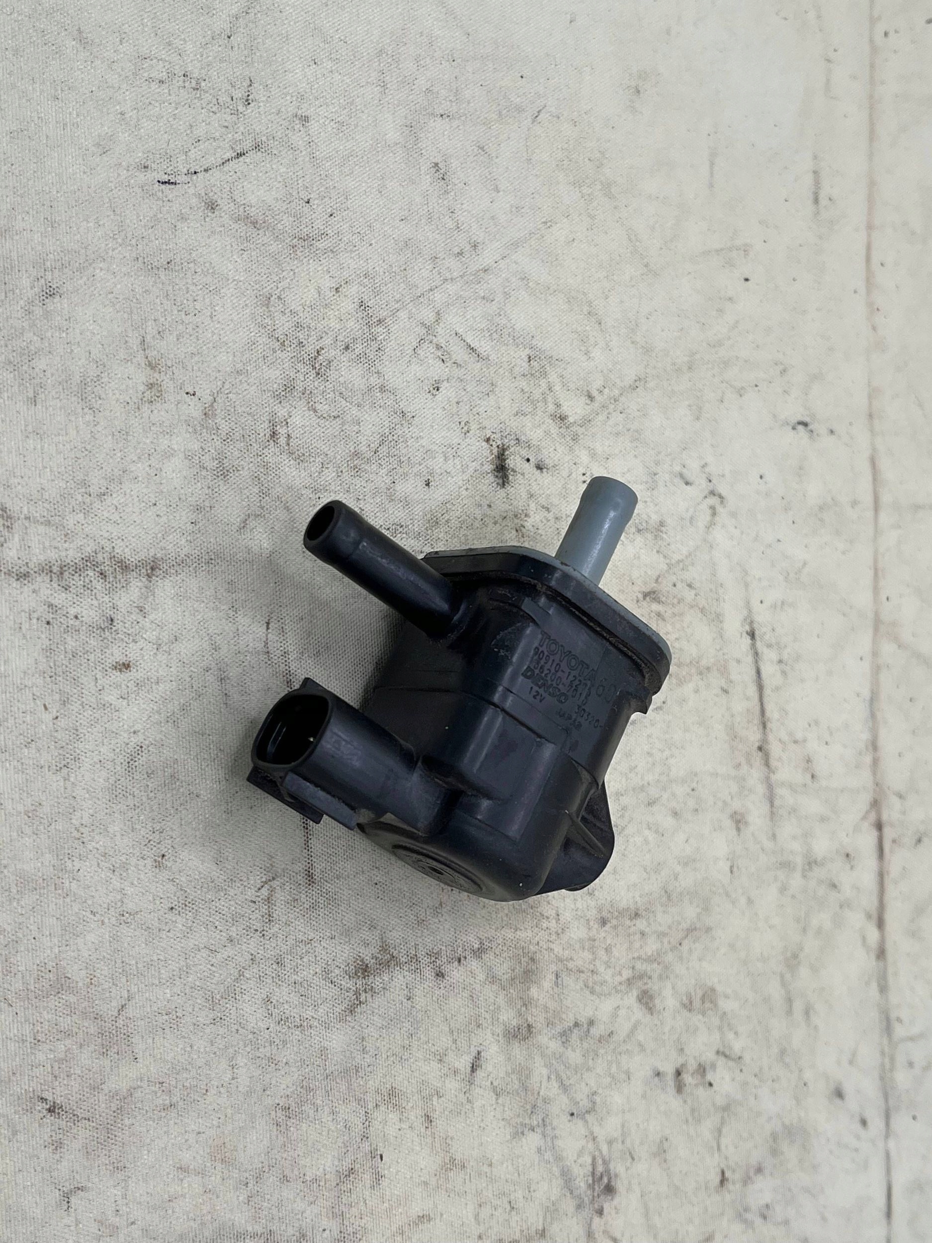Sensor Unterdruck TOYOTA COROLLA E21 1.8 98KM 90910-12276 REGULATOR !J