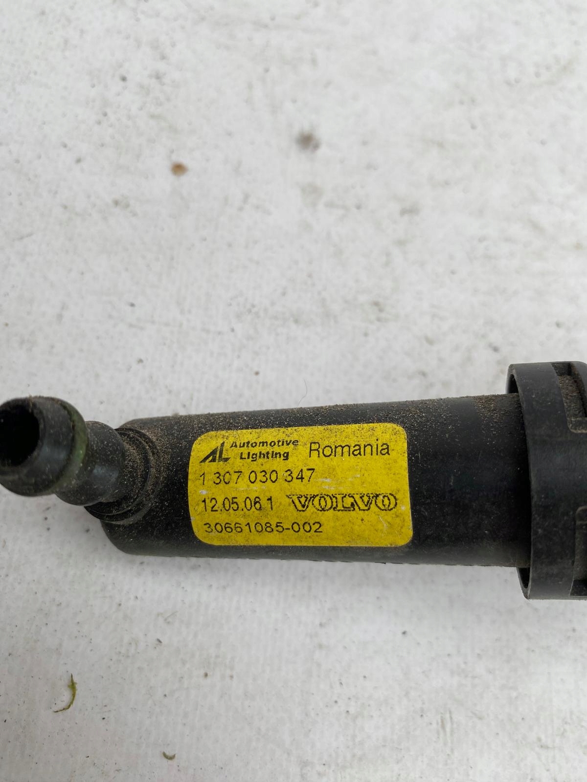 VOLVO V50 S40 C30 C70 washer REFLEKTORA lights left