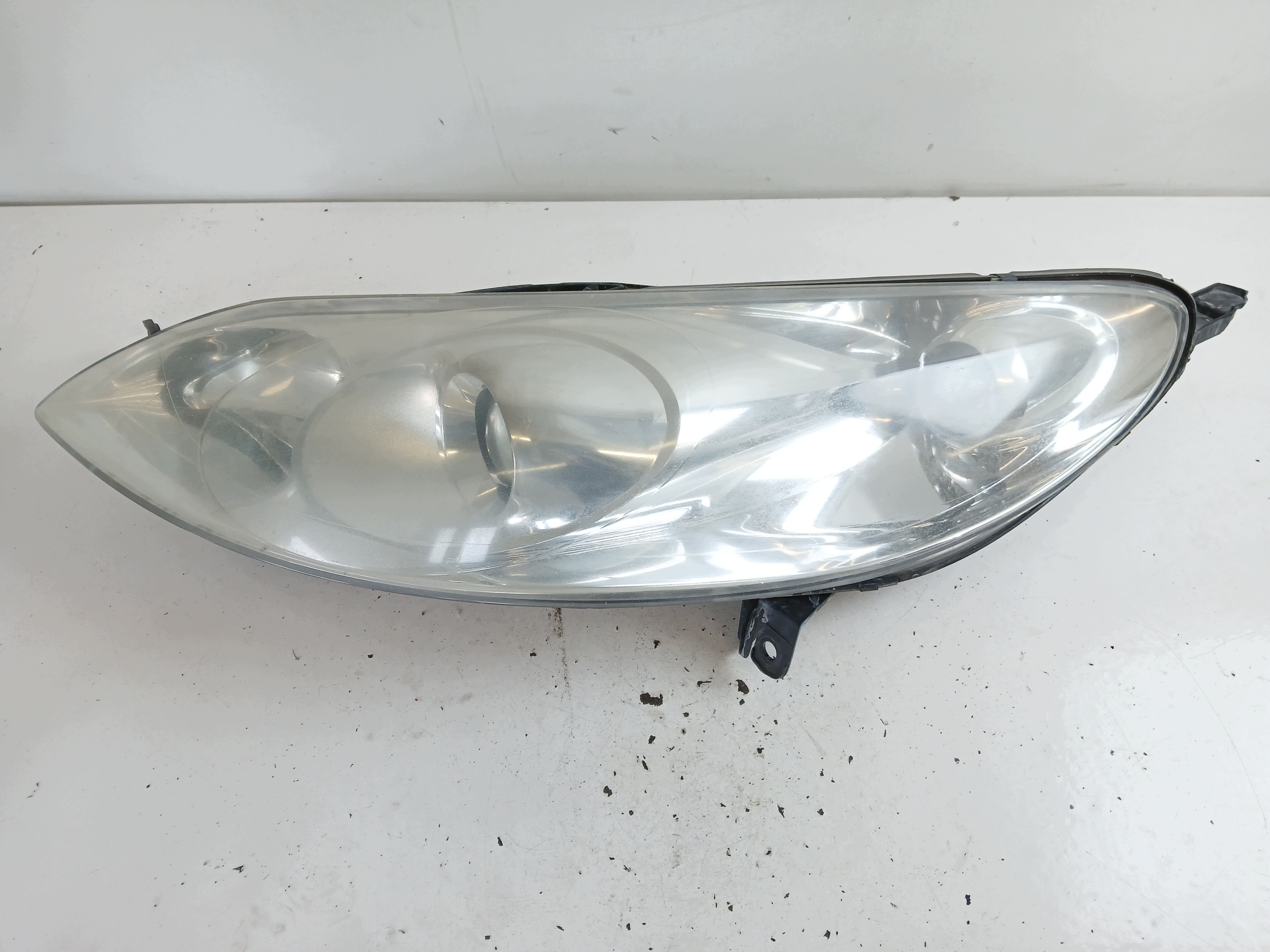 PEUGEOT 407 light left front lens 0301213201