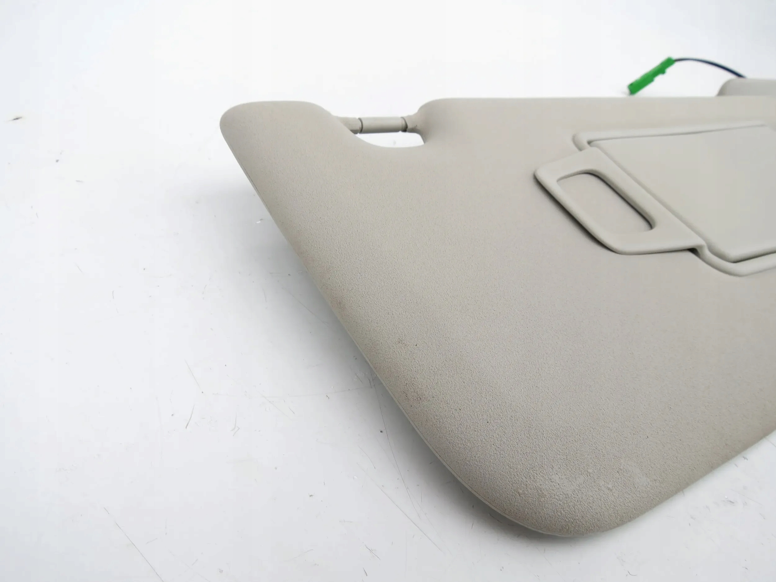 cover PRZECIWSLONECZNA visor visor right right VOLVO XC60 II 17