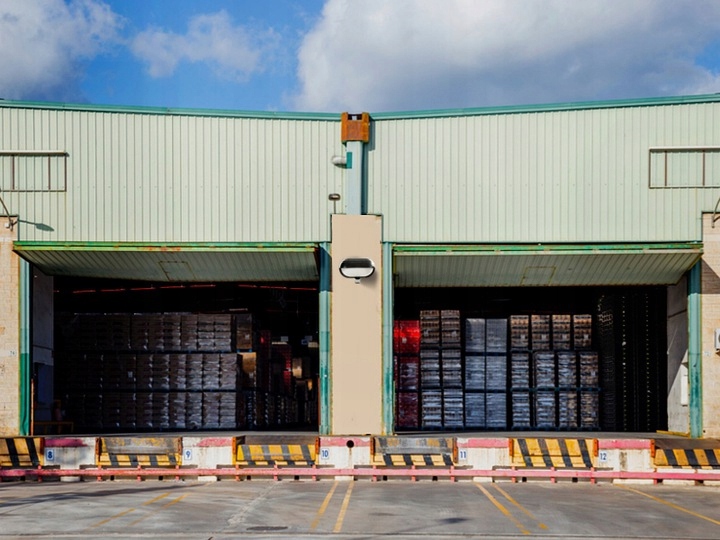 ZEWNĘTRZNA LAMPA+ŻARÓWKA LED E27 CZUJKA RUCHU Temperatura barwowa 3000 K