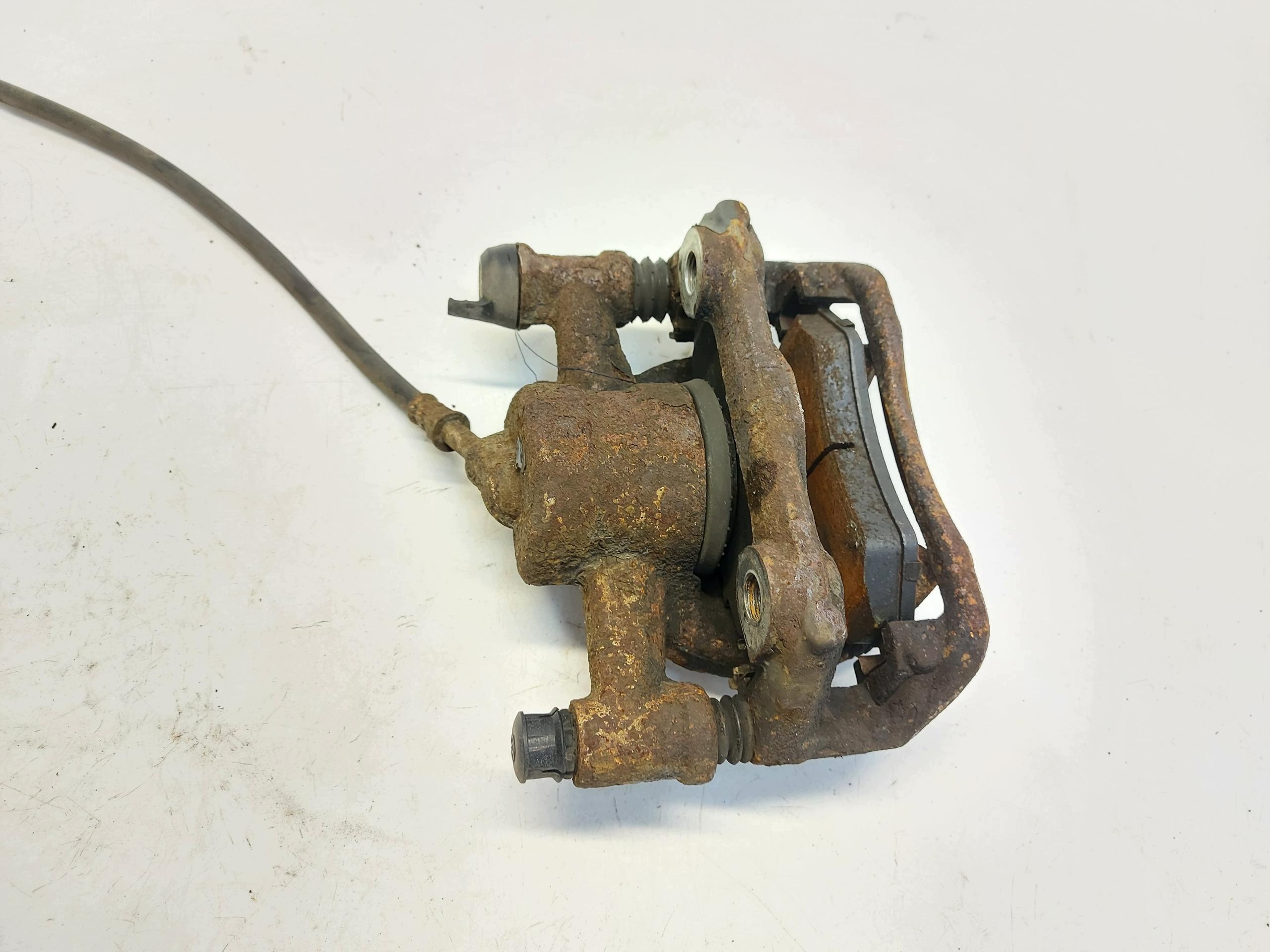 Mercedes Sprinter w907 2020, 2.1 CDI caliper brake rear part right