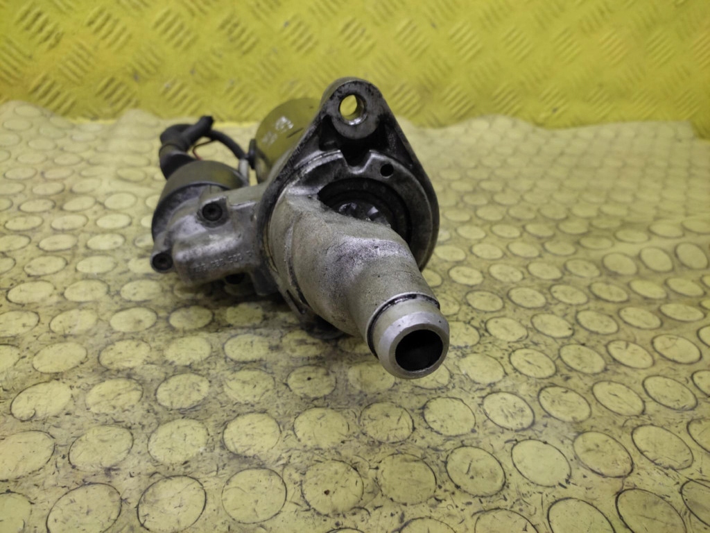 AUDI A6 C5 2.5 TDI starter 0001109021