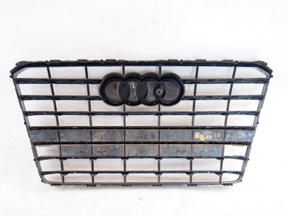 Audi A8 FL 14-18r Grille a 8 lift