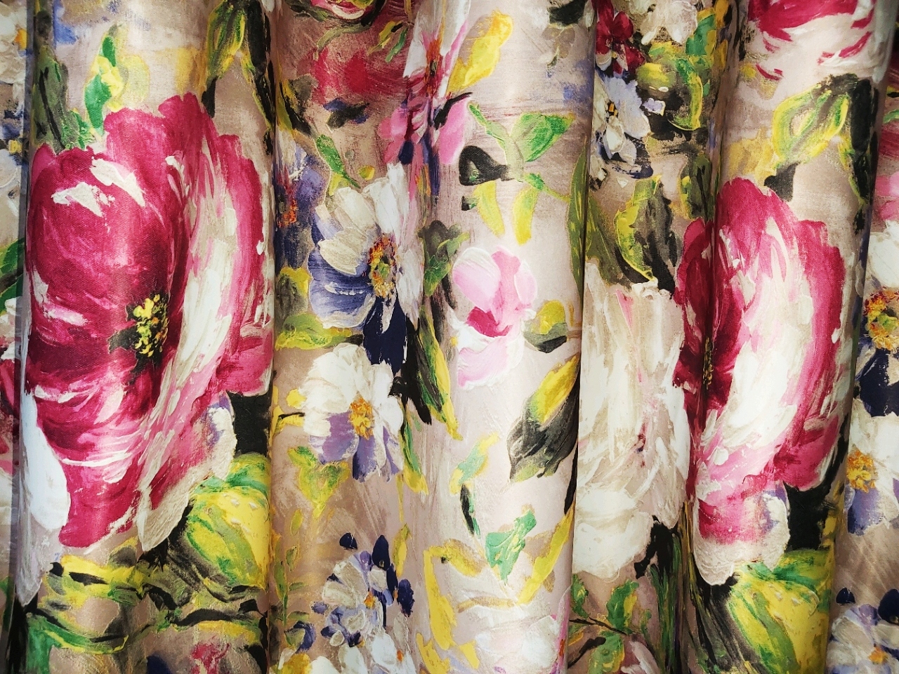 

Tkanina Zasłonowa Dekoracyjna Kwiaty Malowane 280