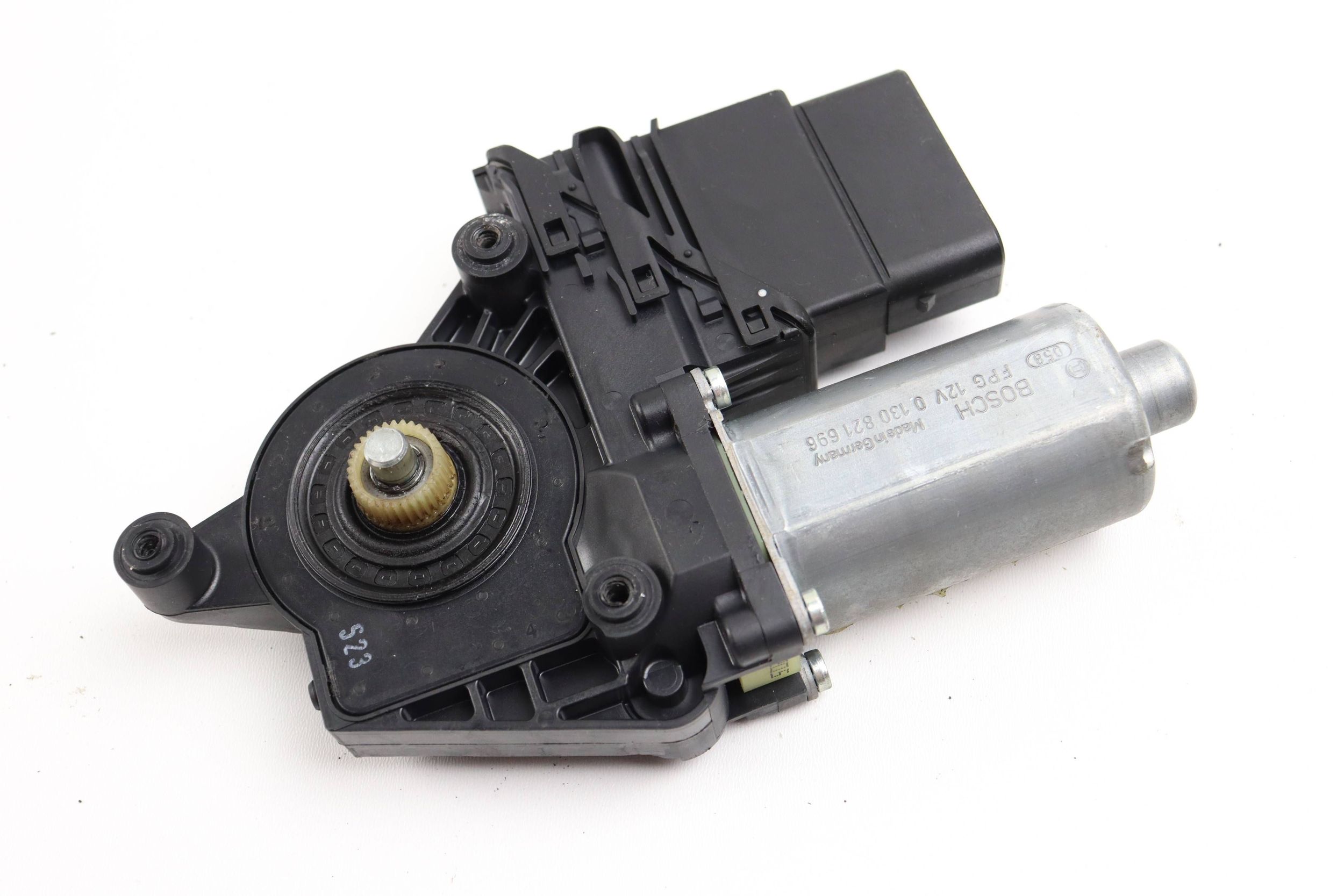 VW PASSAT B5 FL mini motor lifting windows right rear part KOMBI 3B9839752BF