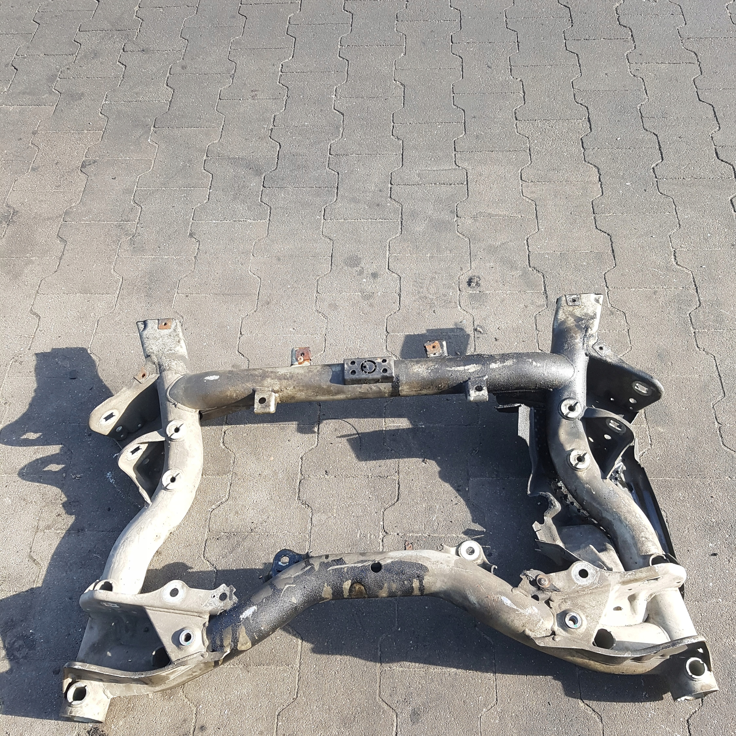 axle beam TRAWERS MERCEDES-BENZ E class W212