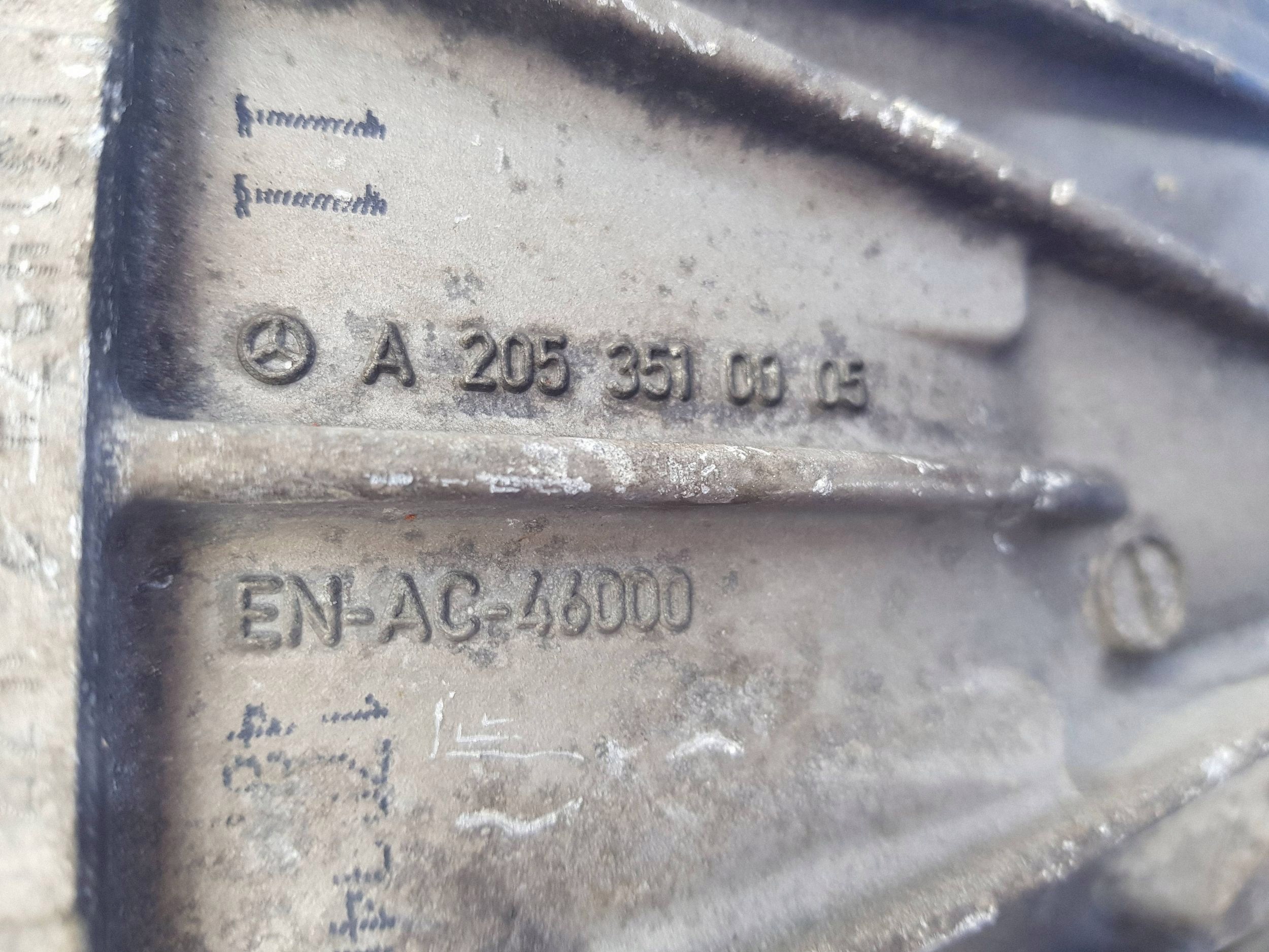 differenciál hátsó differenciál far Mercedes C W205 a2053510005 2.47
