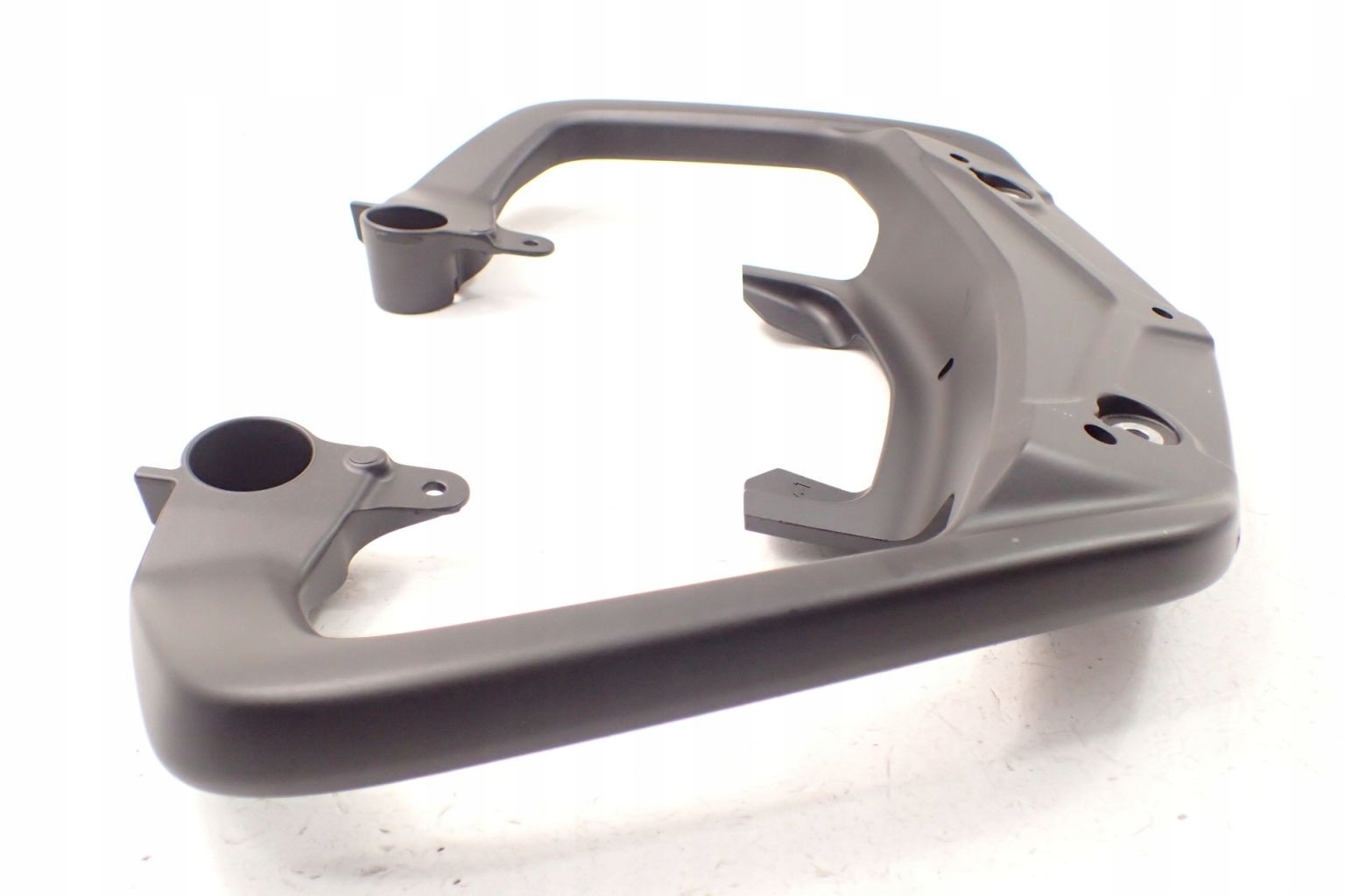 Yamaha MT-09 Tracer Uchwyt pasażera kufra tył Jakość części (zgodnie z GVO) O - oryginał z logo producenta pojazdu (OE)