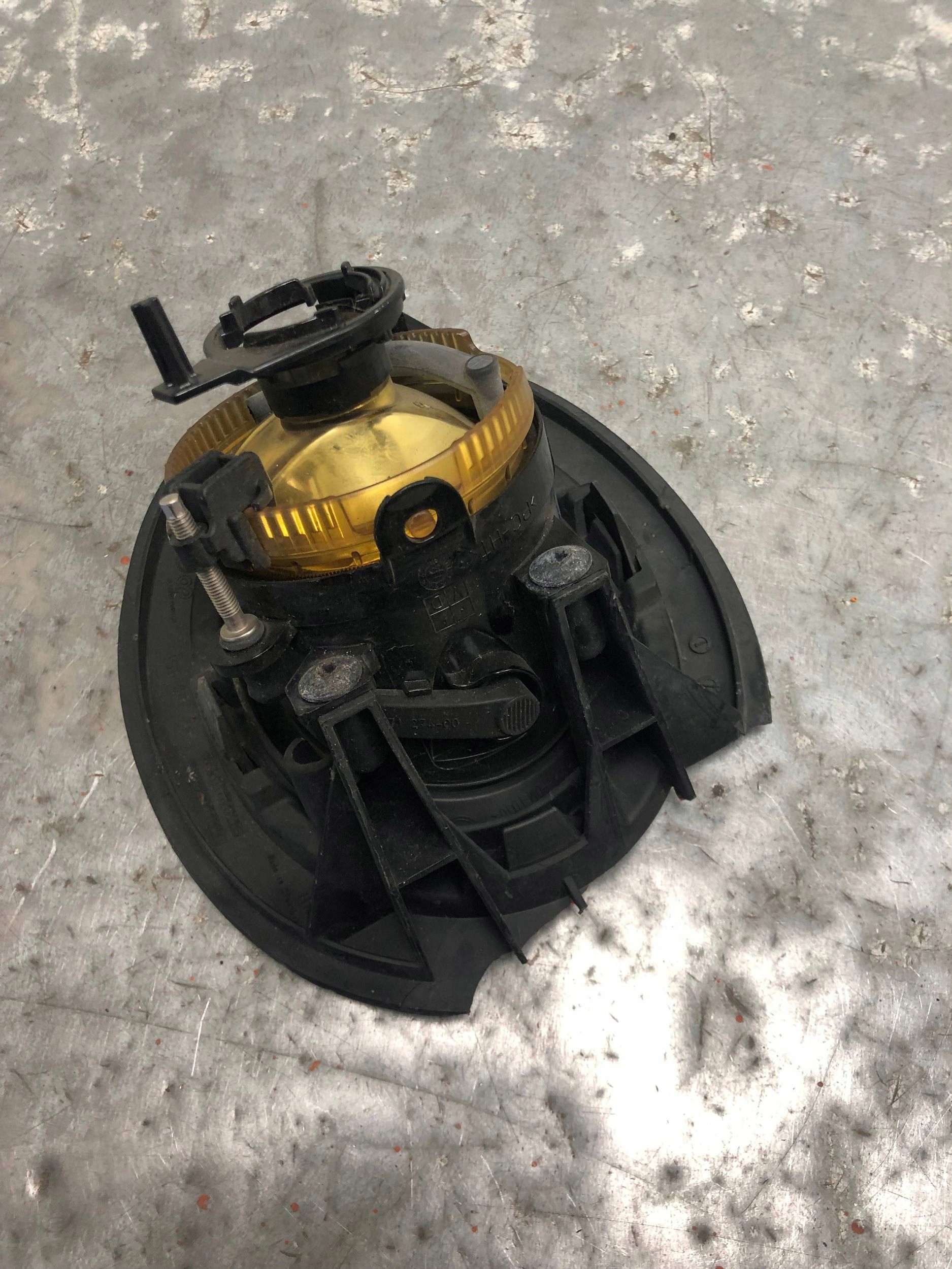 fog light right front VW TOURAN II 1T0941699H