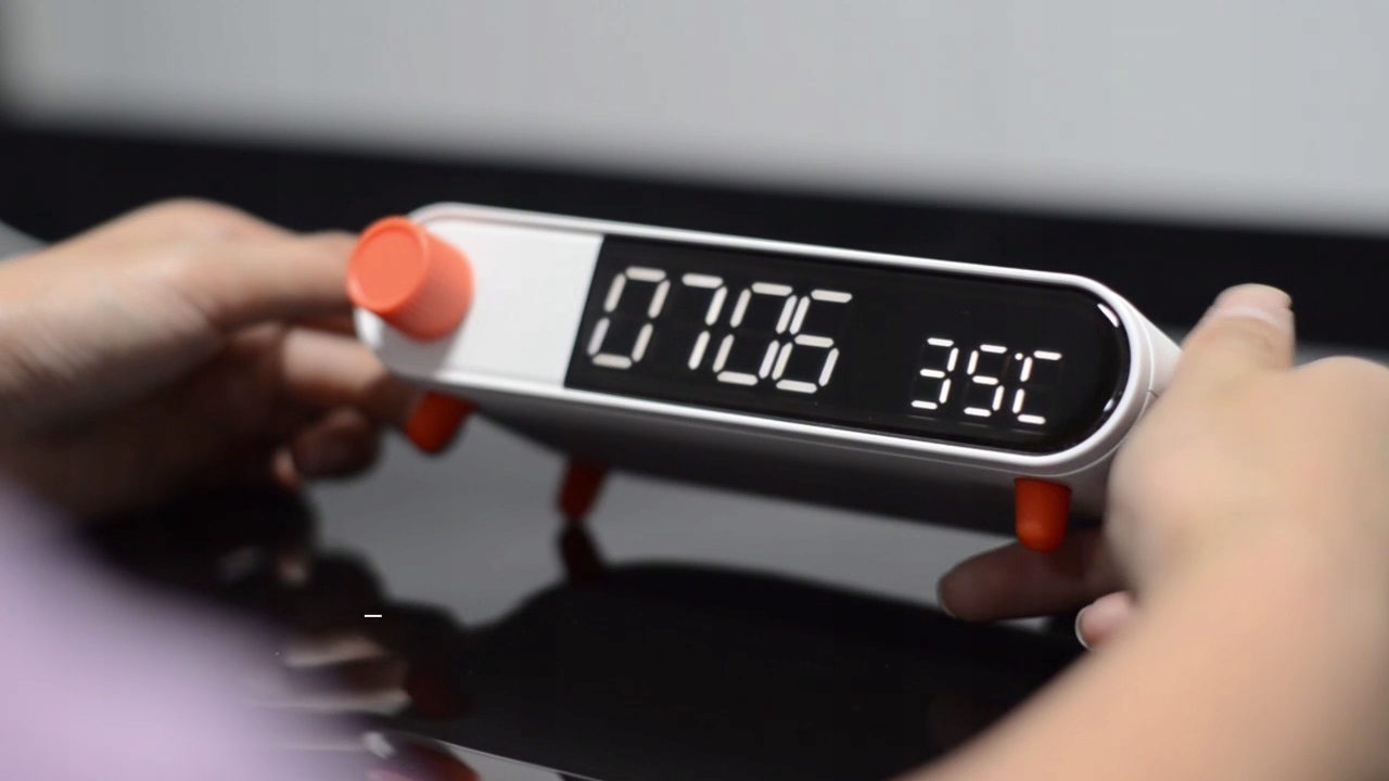 Zegar Budzik Szybka Ładowarka bezprzewodowa 10W QI Prąd wyjściowy 2000 mA