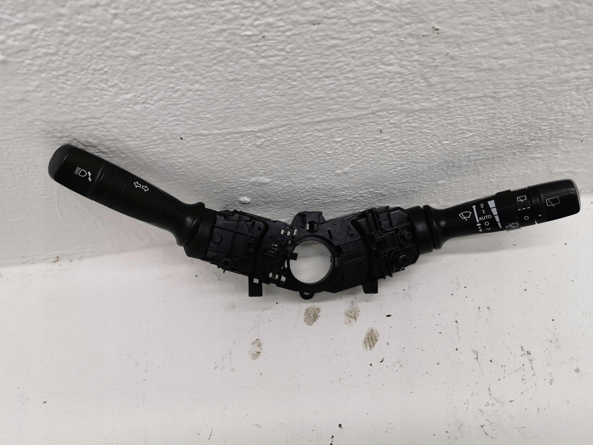 DEVIO LUCI TERGICRISTALLO TERGI HYUNDAI I40 93410-3Z000