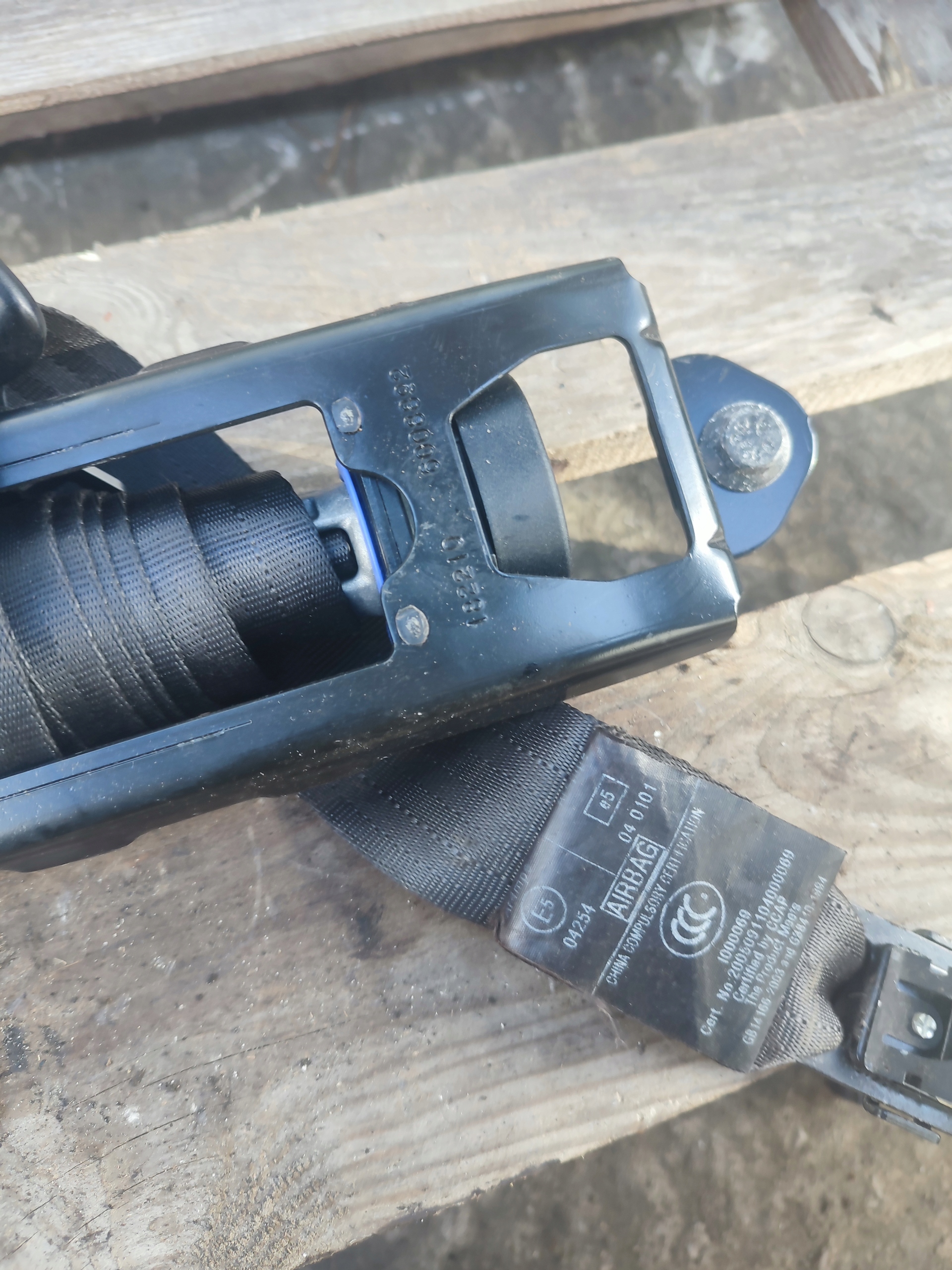tension belt right front front VOLVO S40 II V50 30661789