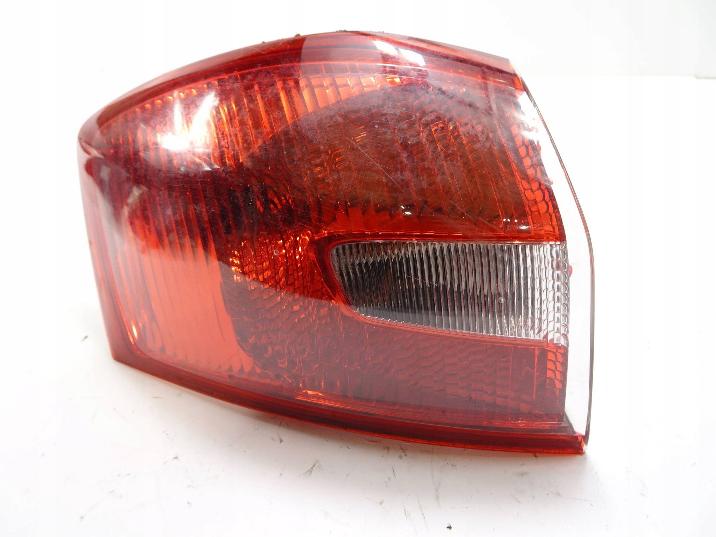 Lampa LEWY tył Ford Kuga MK1