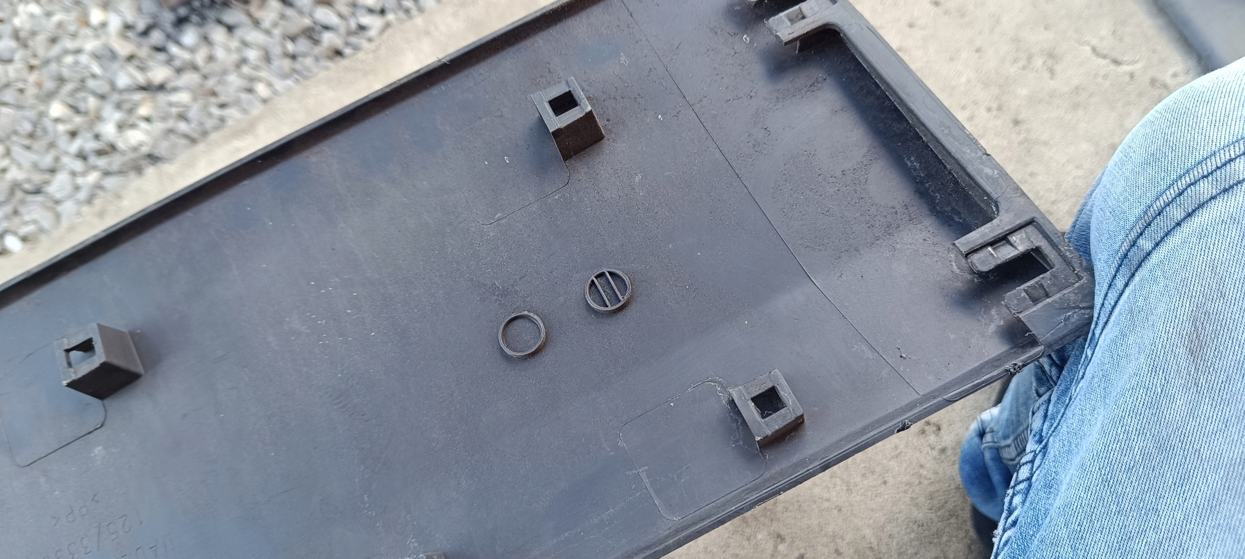 moulding door front left MERCEDES SPRINTER 906 A9066904982