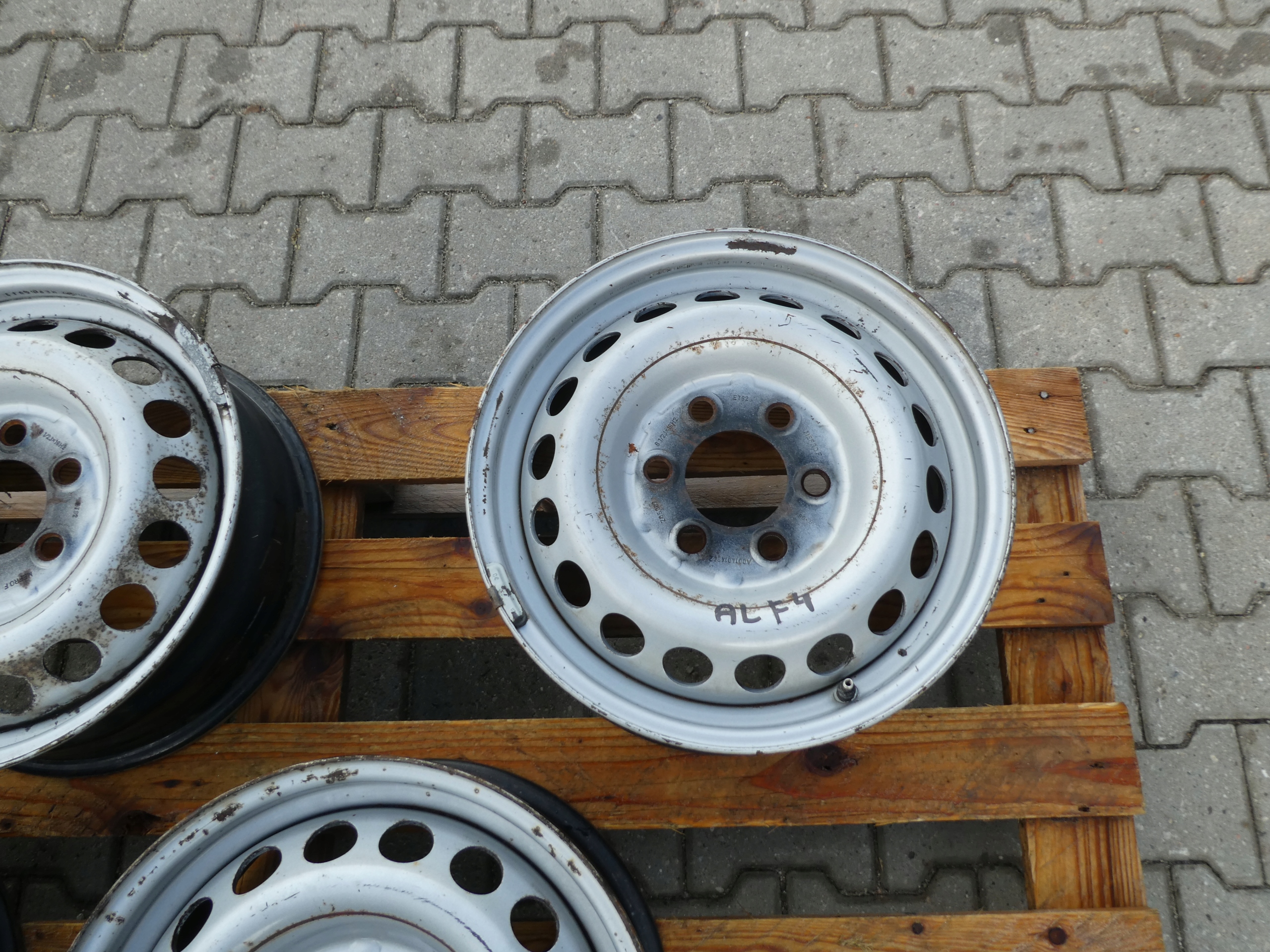 4X discs metal disc MERCEDES SPRINTER CRAFTER A0014014802