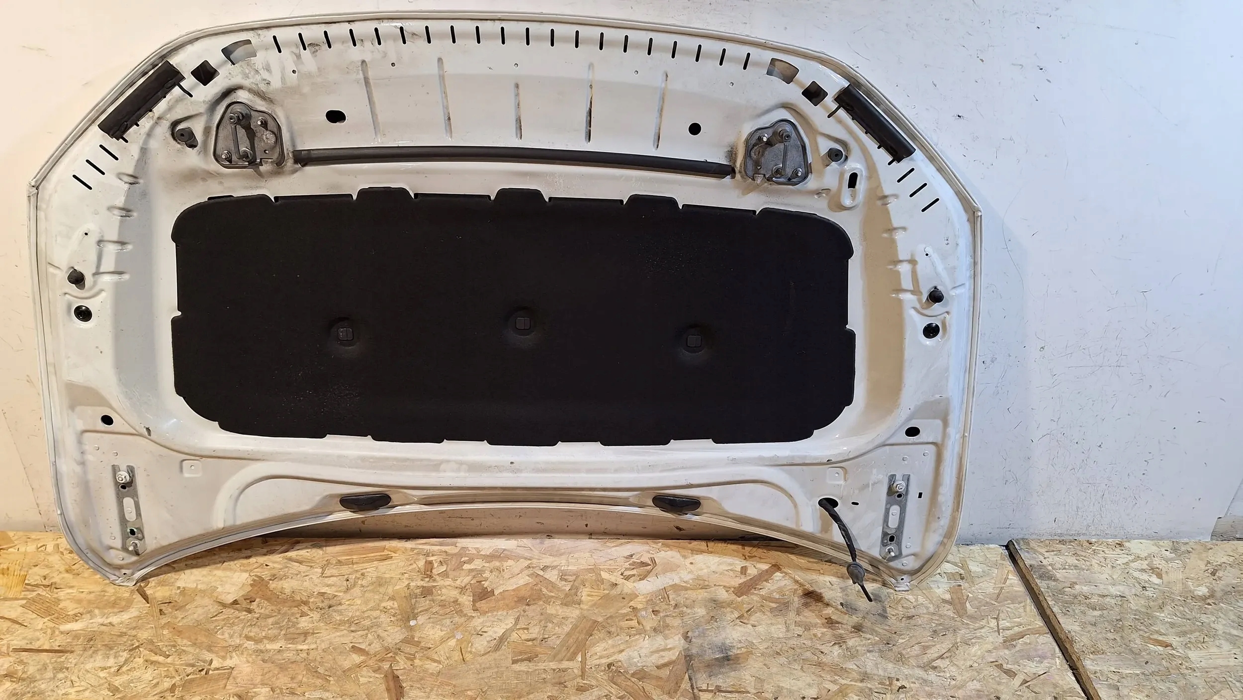 Capot Avant Vw Polo VI 2G 17