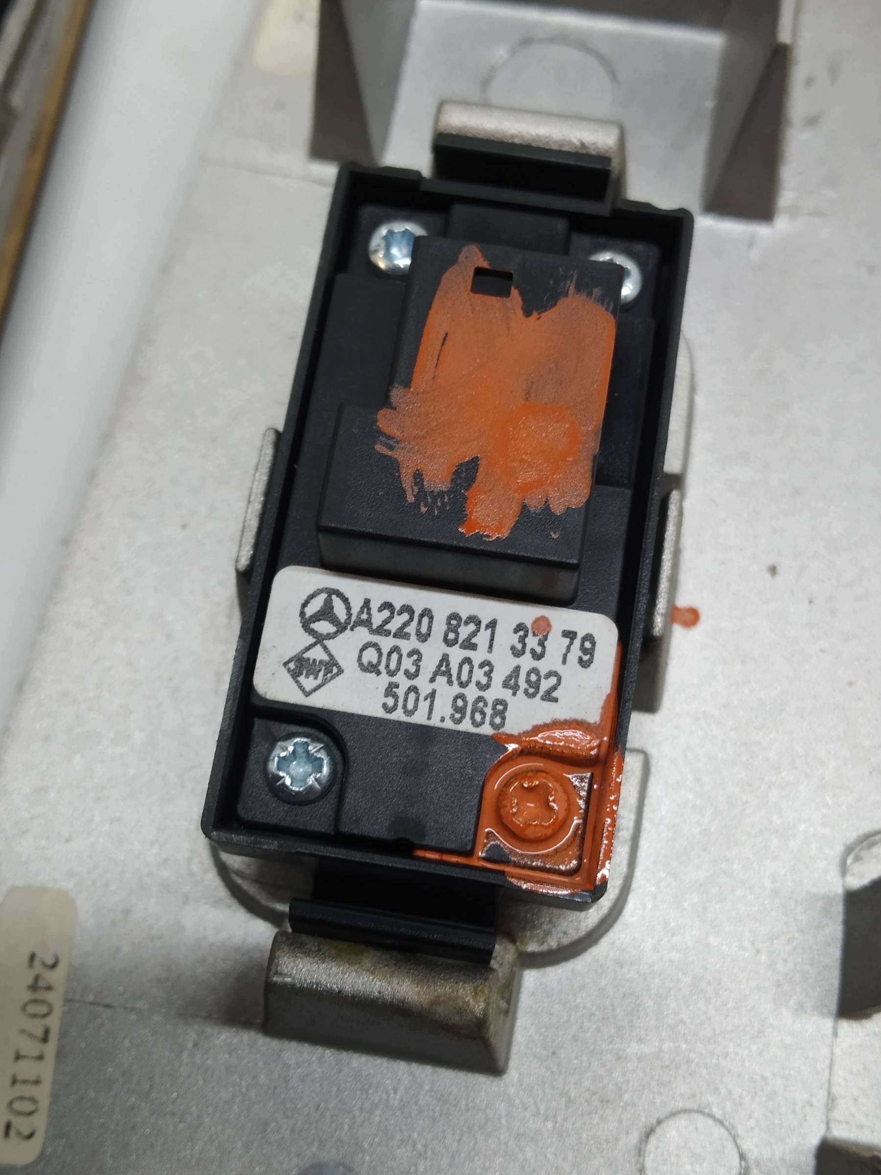 window control switch left right front 2208213379 Mercedes-Benz S-klasa IV W220