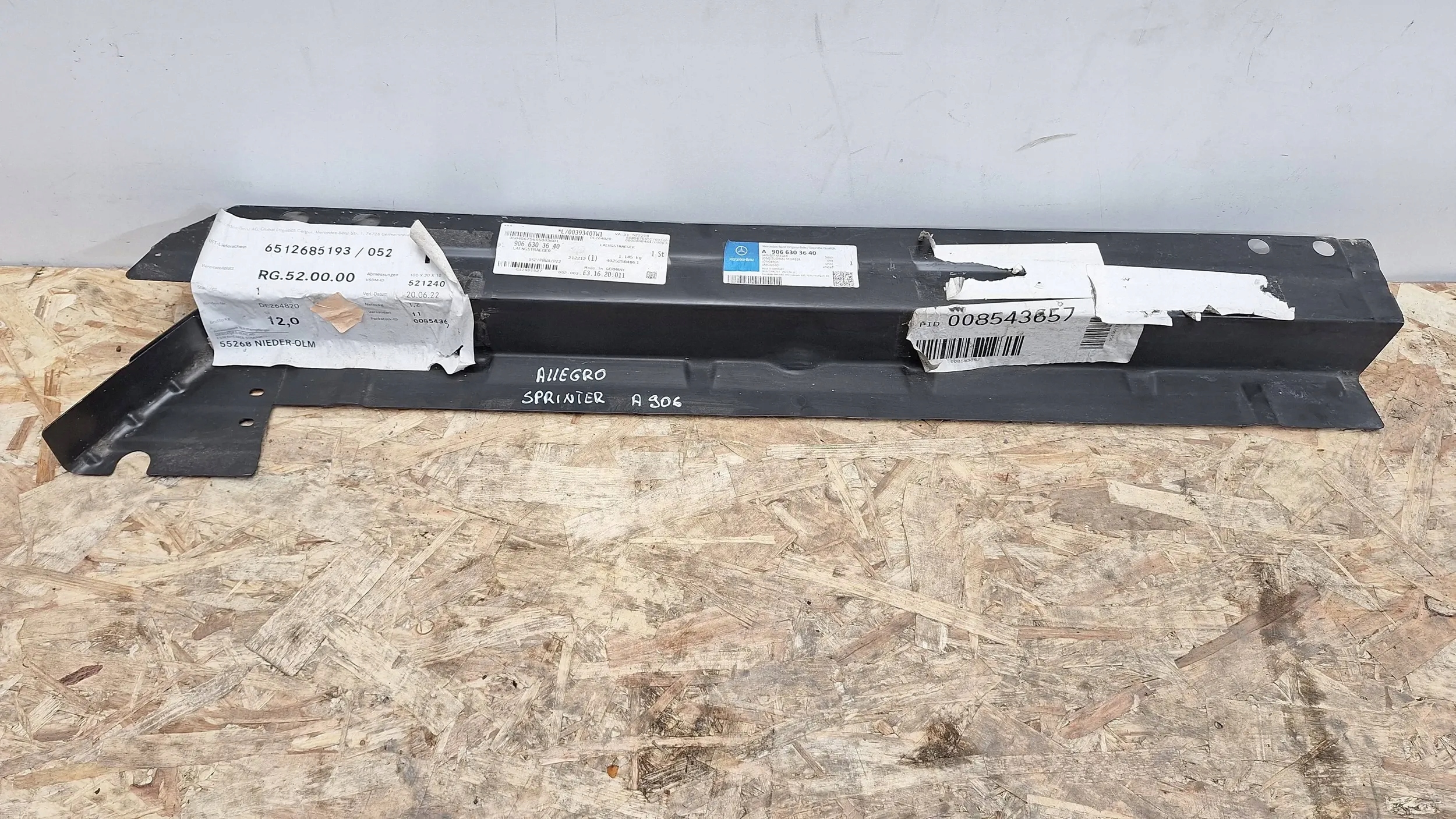 quarter threshold right lower A9066303640 Mercedes Sprinter 06