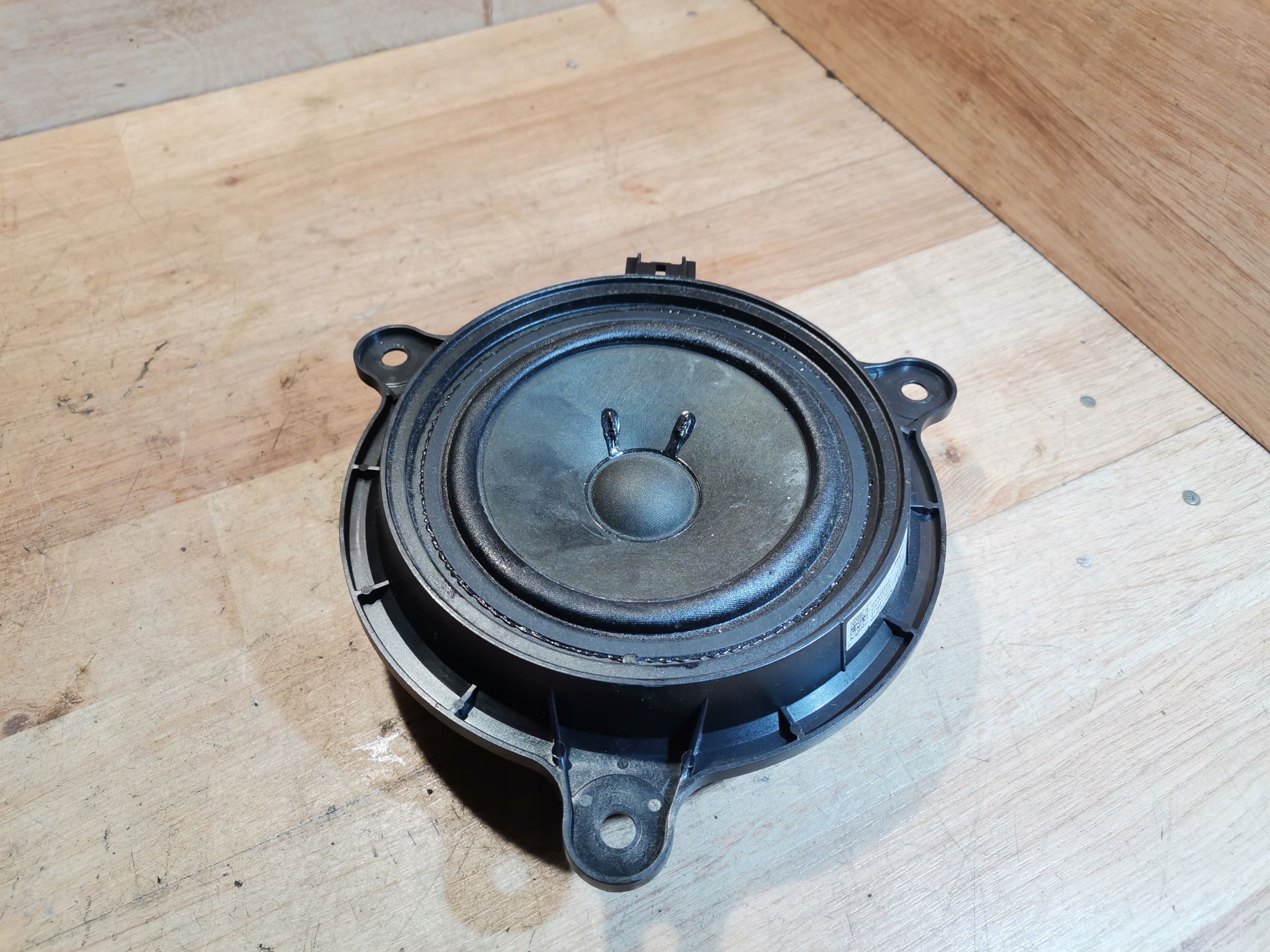 speaker rear part right left BOSE MAZDA 6 MAZDA CX-5 MAZDA 3 GHR166960