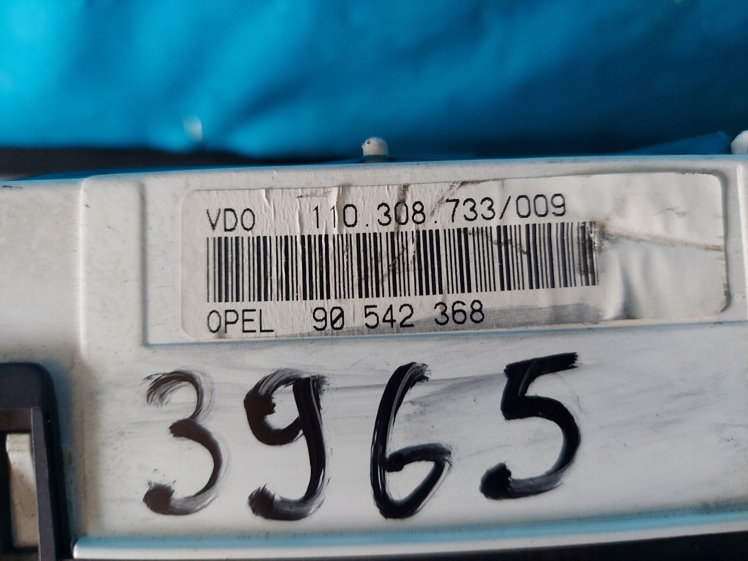budíky hodiny VECTRA B 2.0 16V 90542368