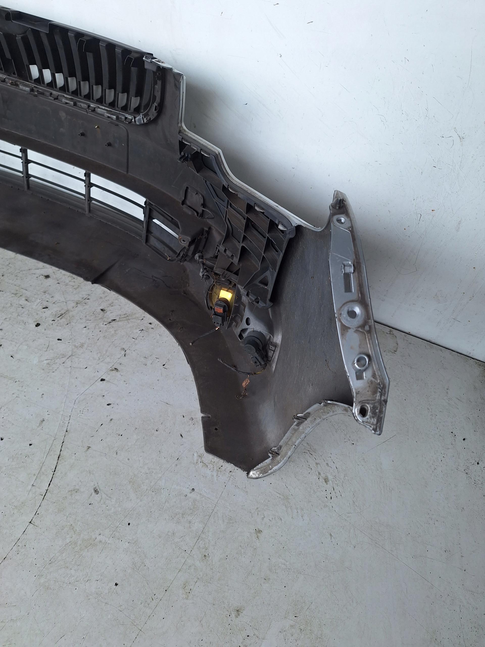 SKODA SUPERB II 3T 08-13 bumper