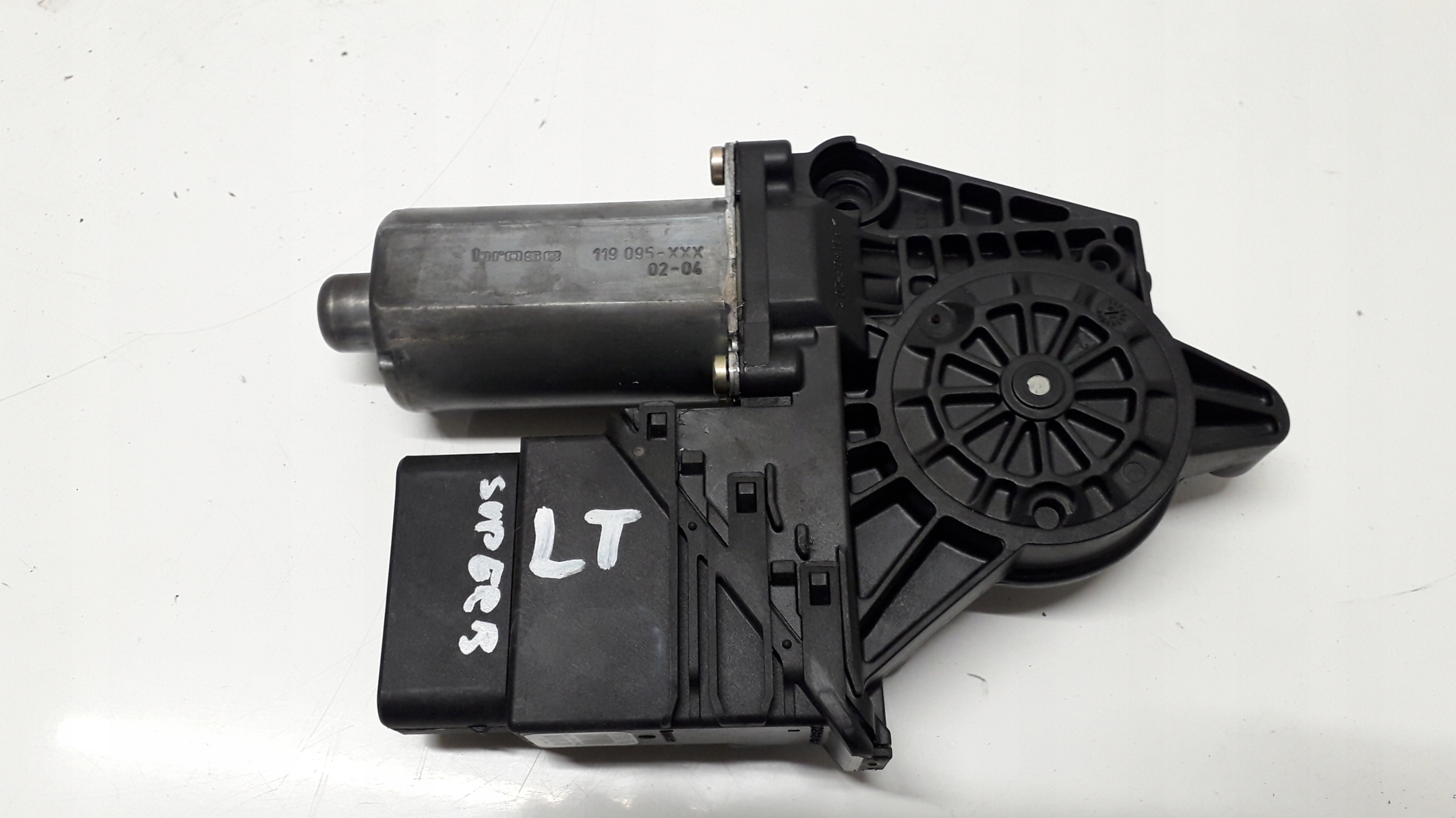 SKODA SUPERB 1 01-08 SILNICZEK SZYBY LEWY TYŁ