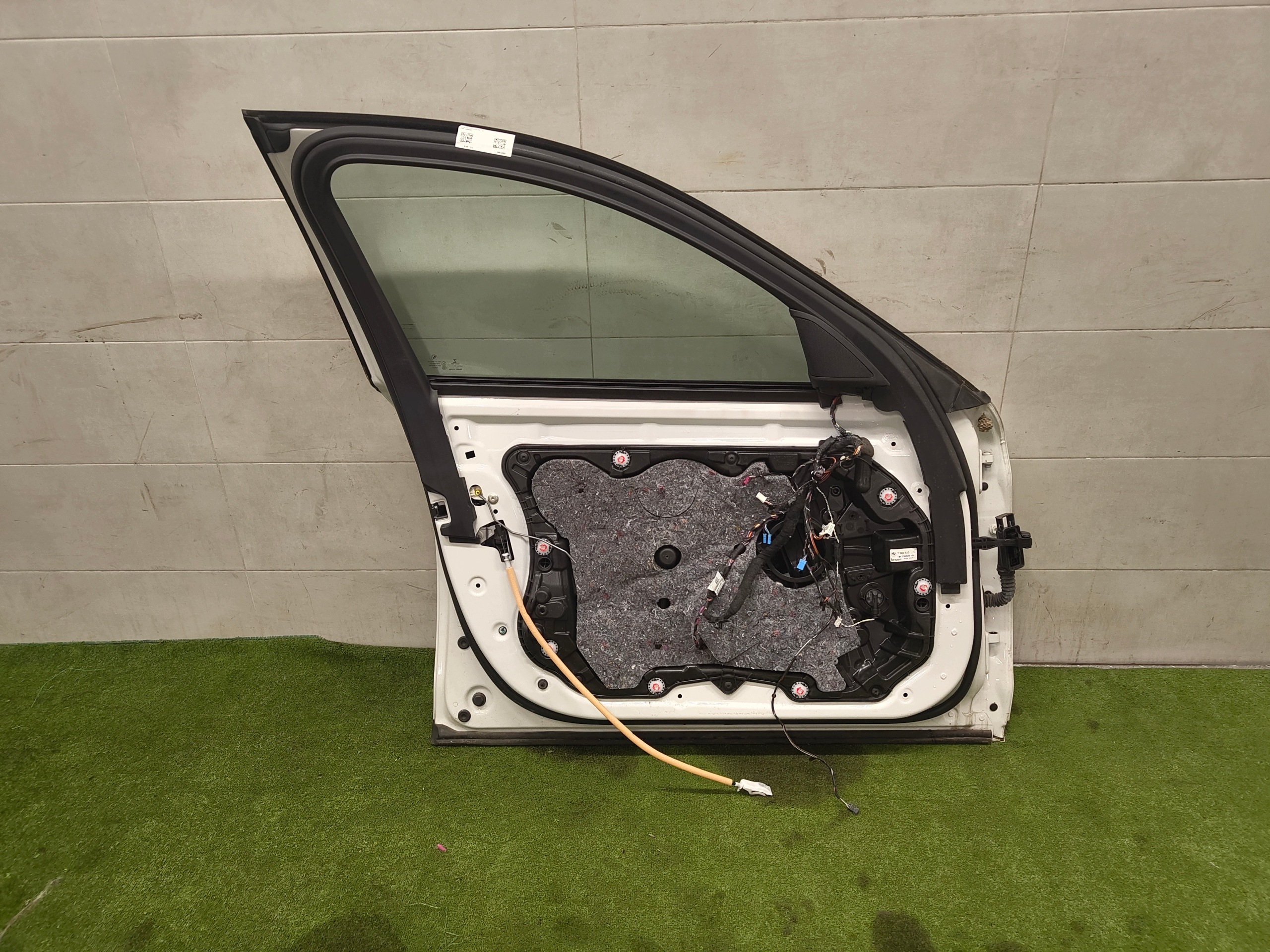 BMW 5 G30 M5 F90 door left front front A300