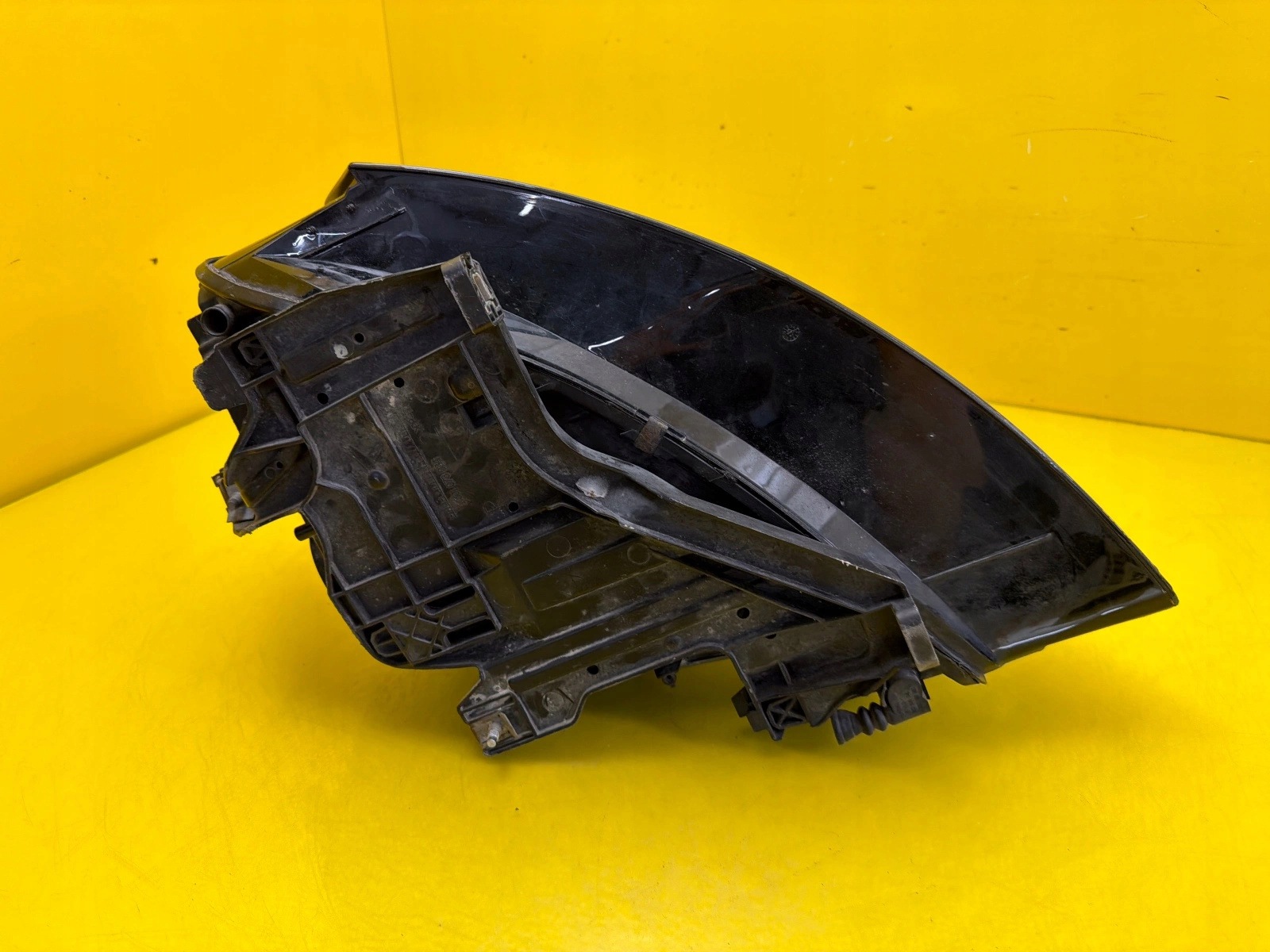 light right Audi A4 B8 8K0 Xenon non-setting 8K0941004C