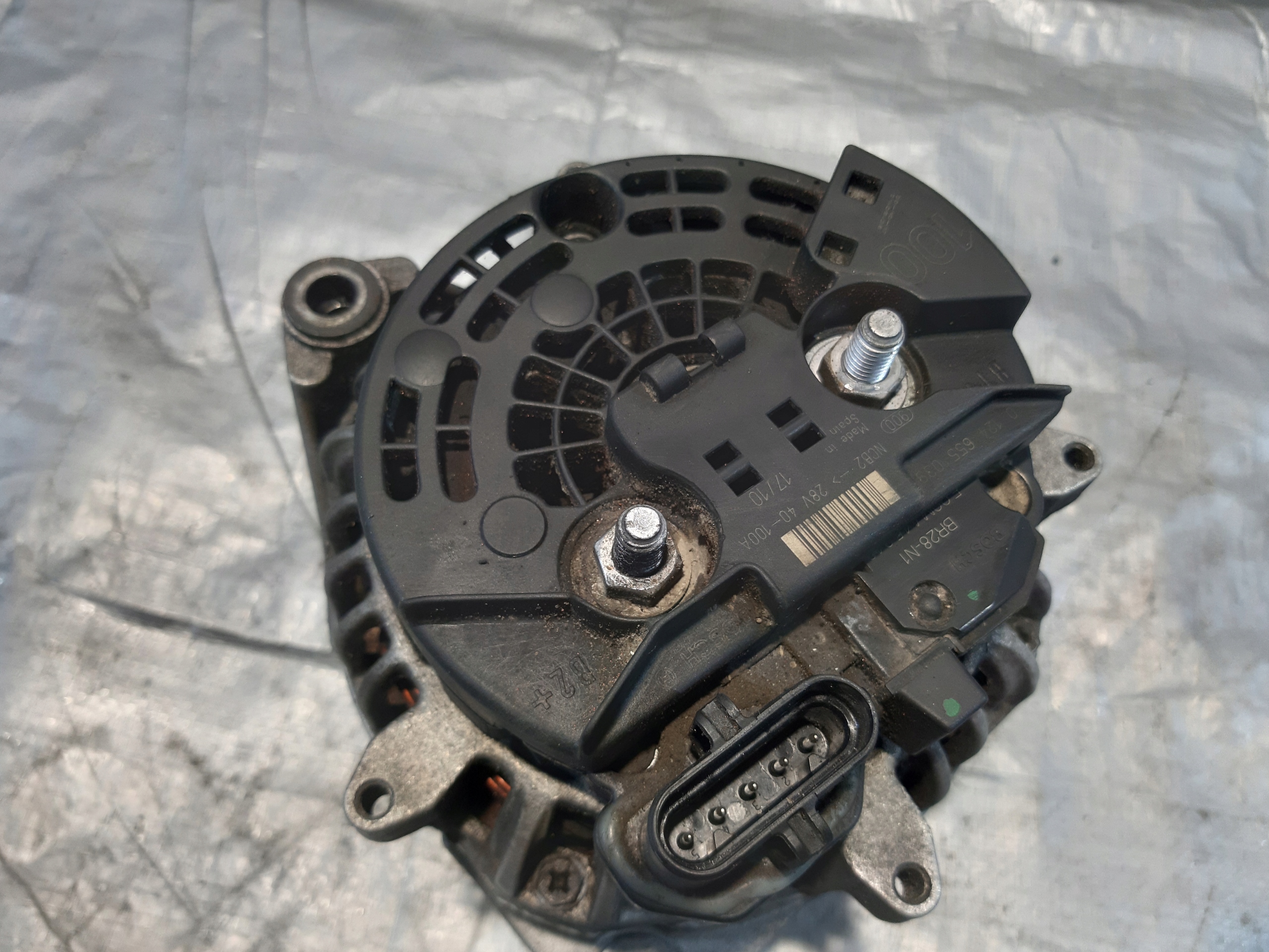 Alternator Bosch 0 124 655 039 28V 40-100A