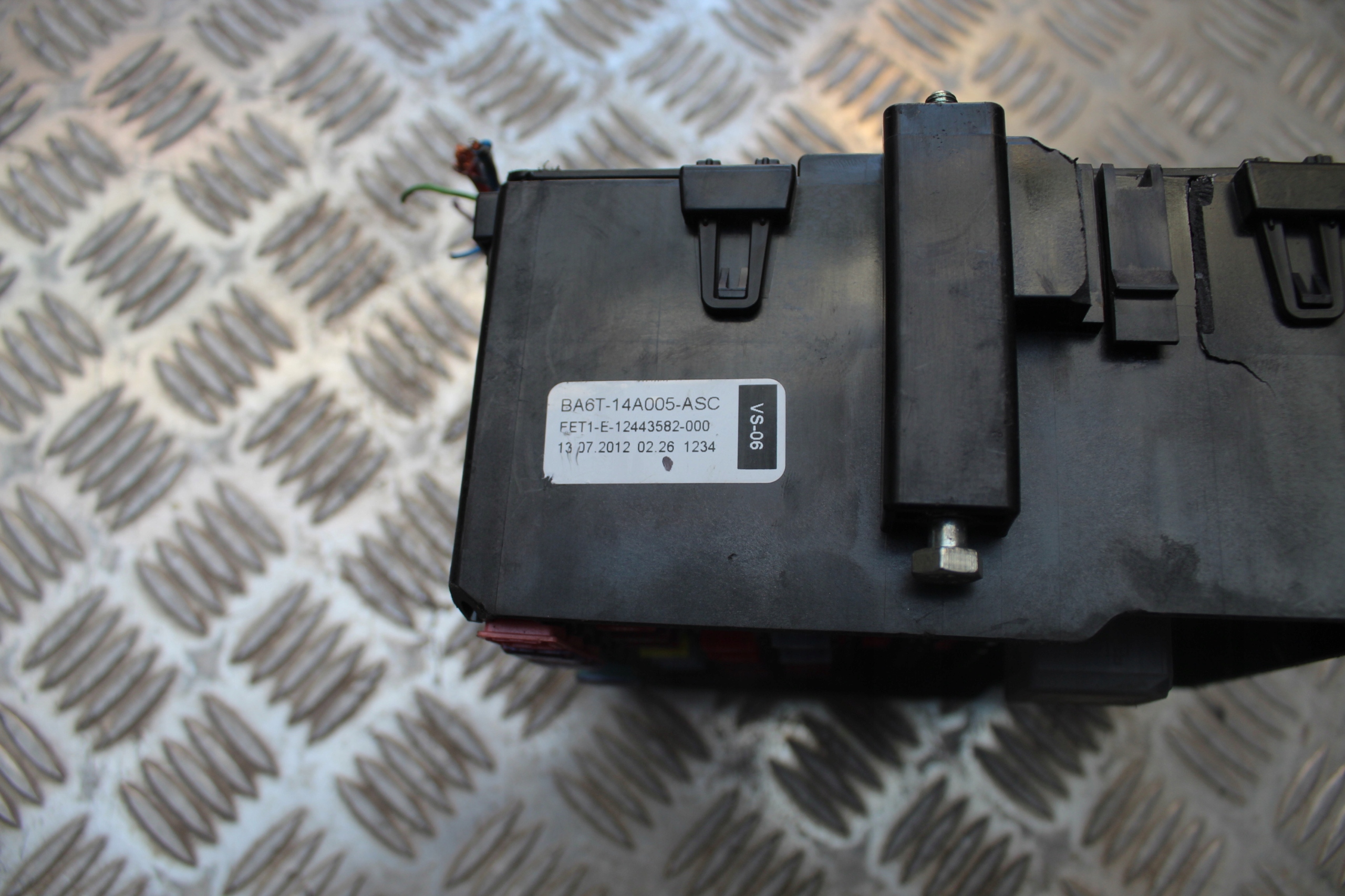 Module fusibles FORD FIESTA MK7 1.6 TDCI BA6T-14A005-ASC